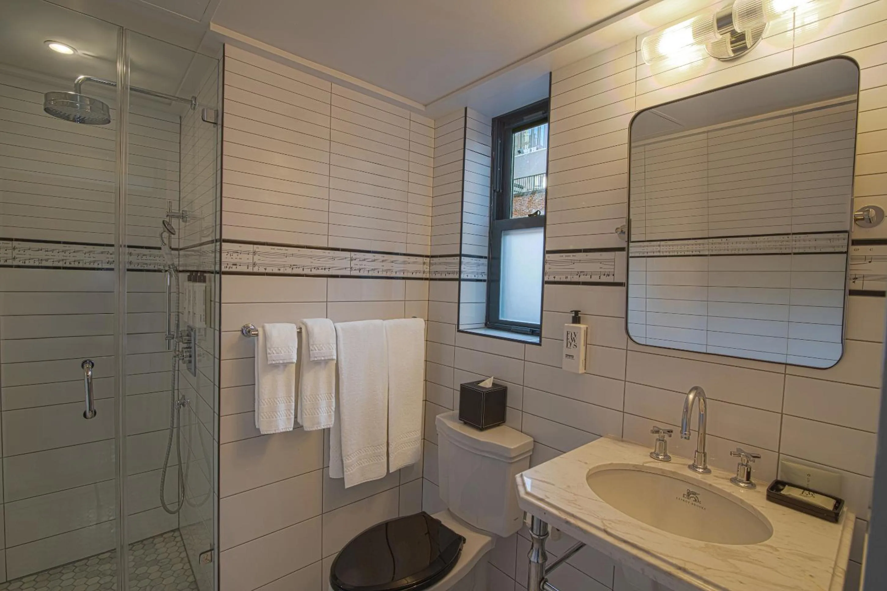 Bathroom in The Evelyn NoMad