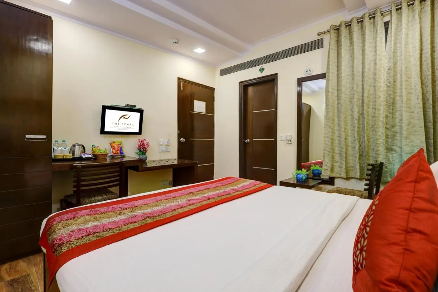 Bedroom, Bed in The Pearl- A Royal Residency