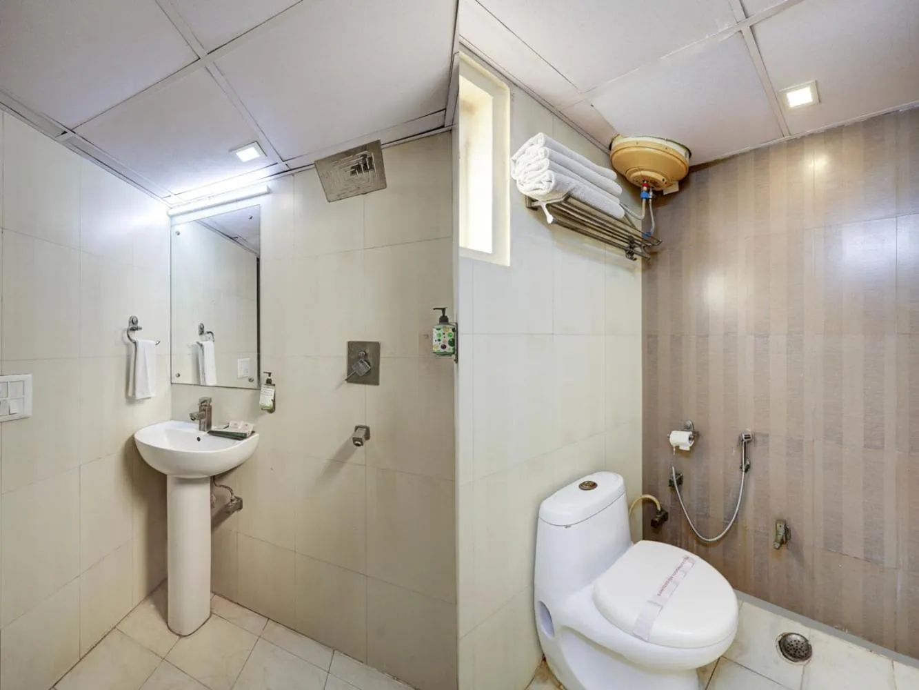 Bathroom in The Pearl- A Royal Residency