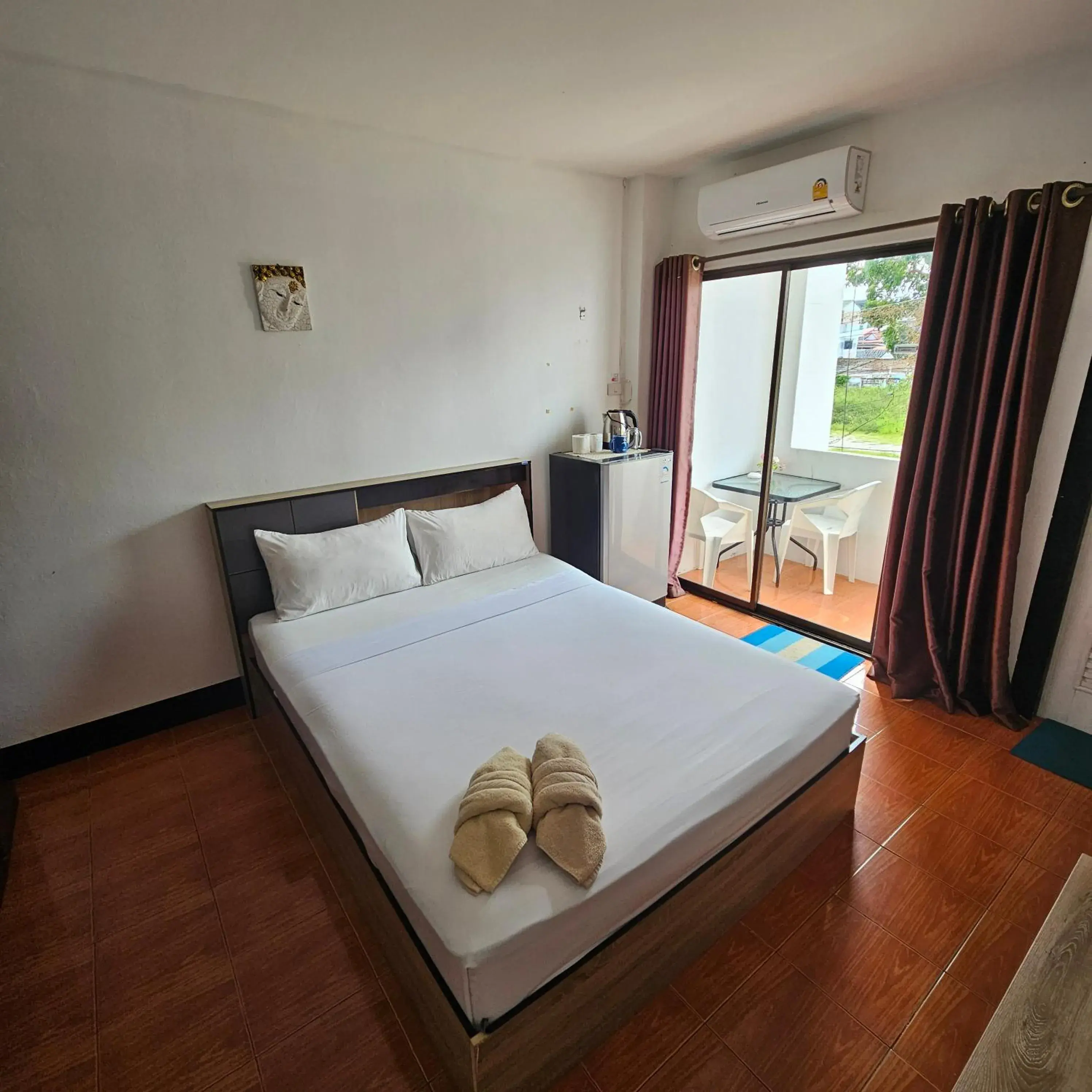 Large Double Room in Secrets - Pattaya Large Double Room in Secrets - Pattaya