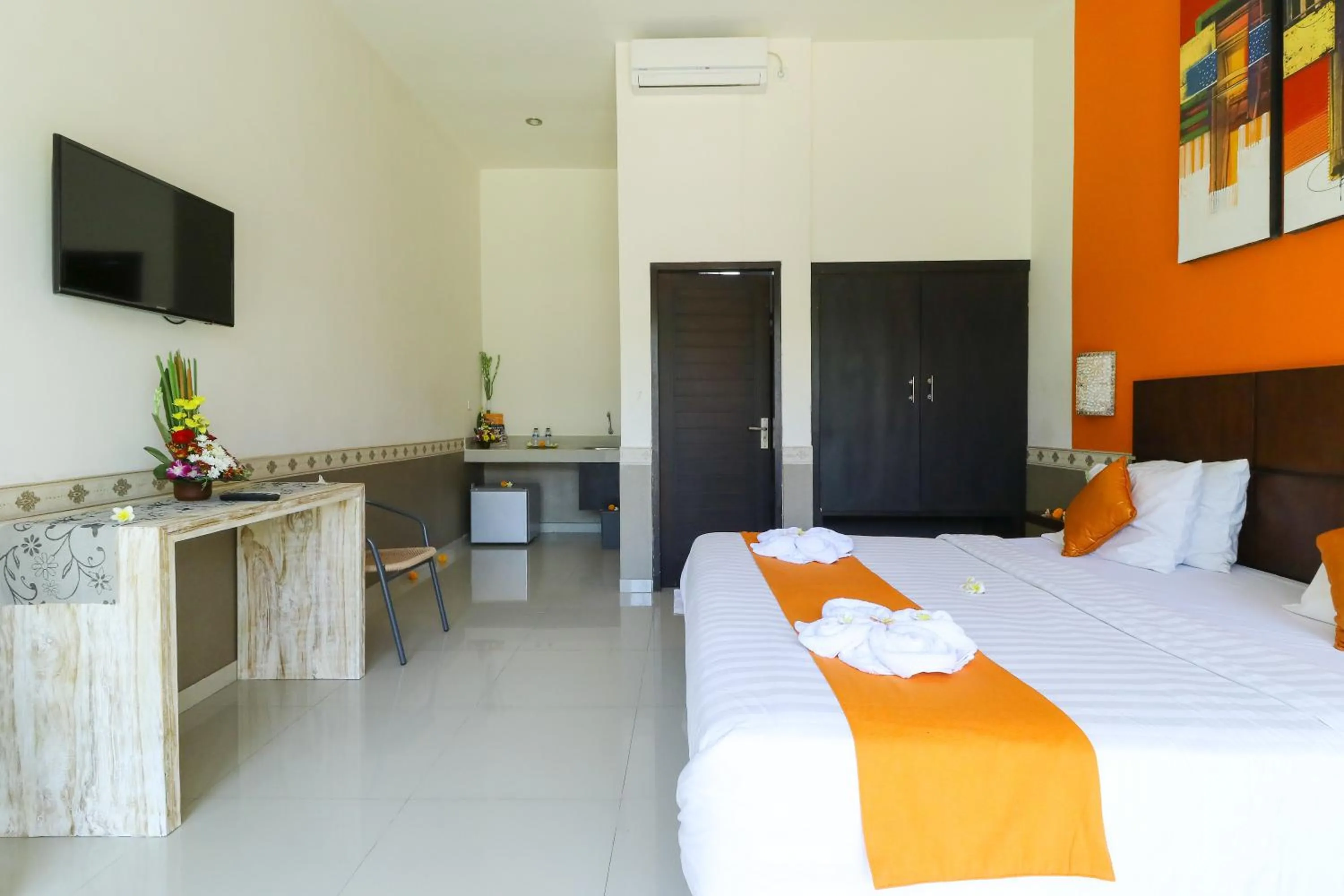 Photo of the whole room, Bed in Ninja Suite Villa