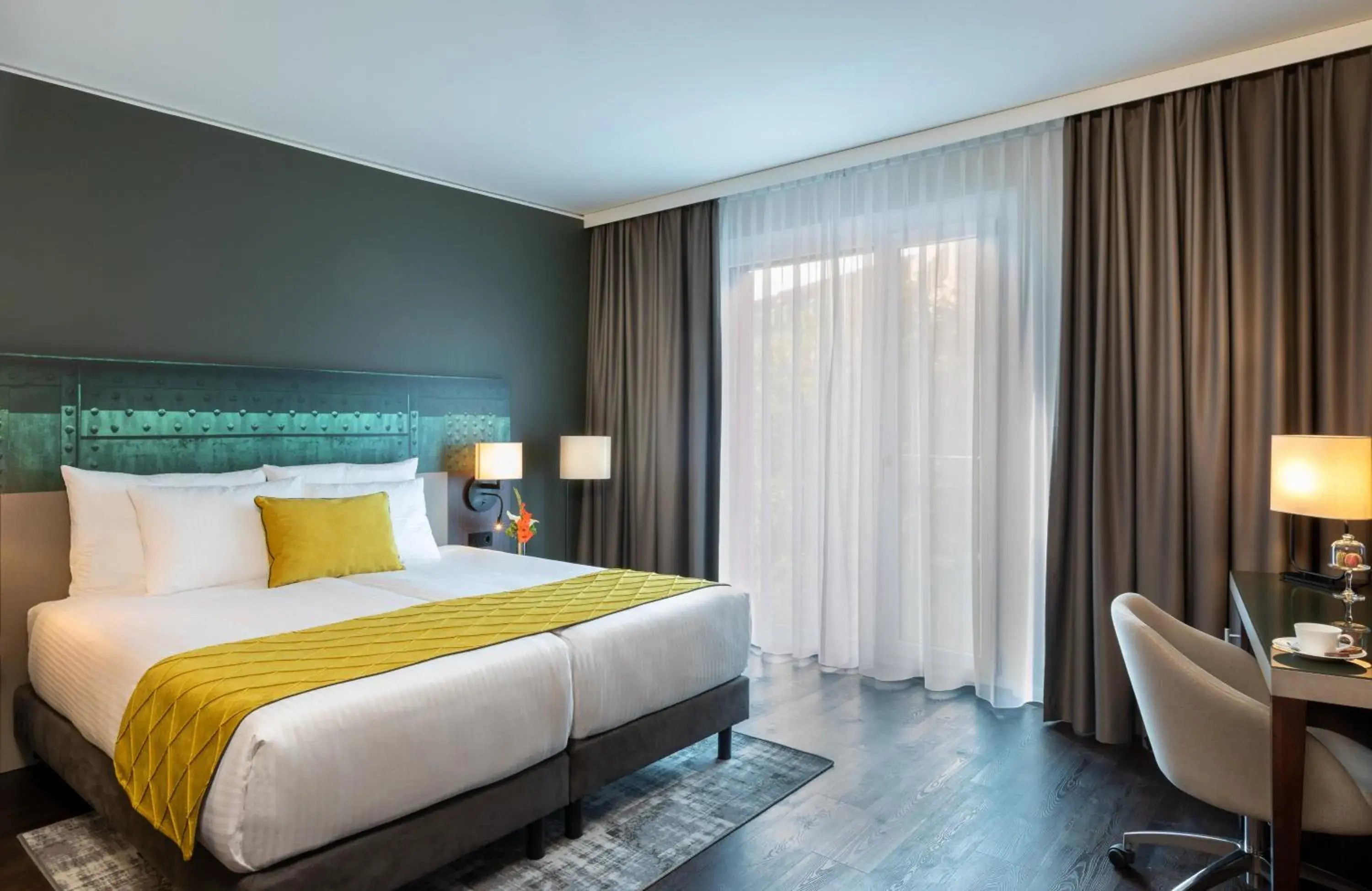 Comfort Double or Twin Room in Leonardo Hotel Dortmund Comfort Double or Twin Room in Leonardo Hotel Dortmund