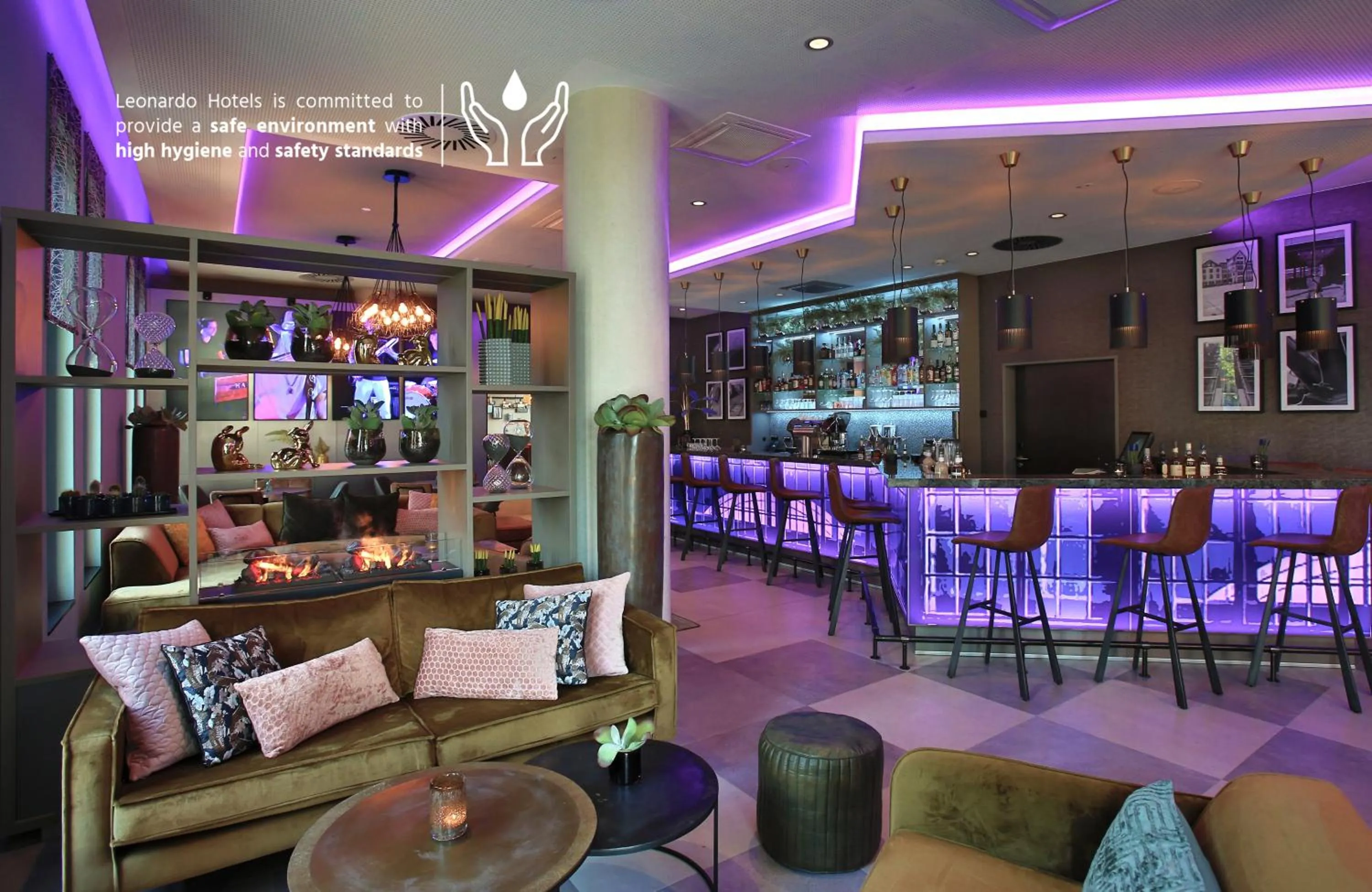 Lounge or bar in Leonardo Hotel Dortmund