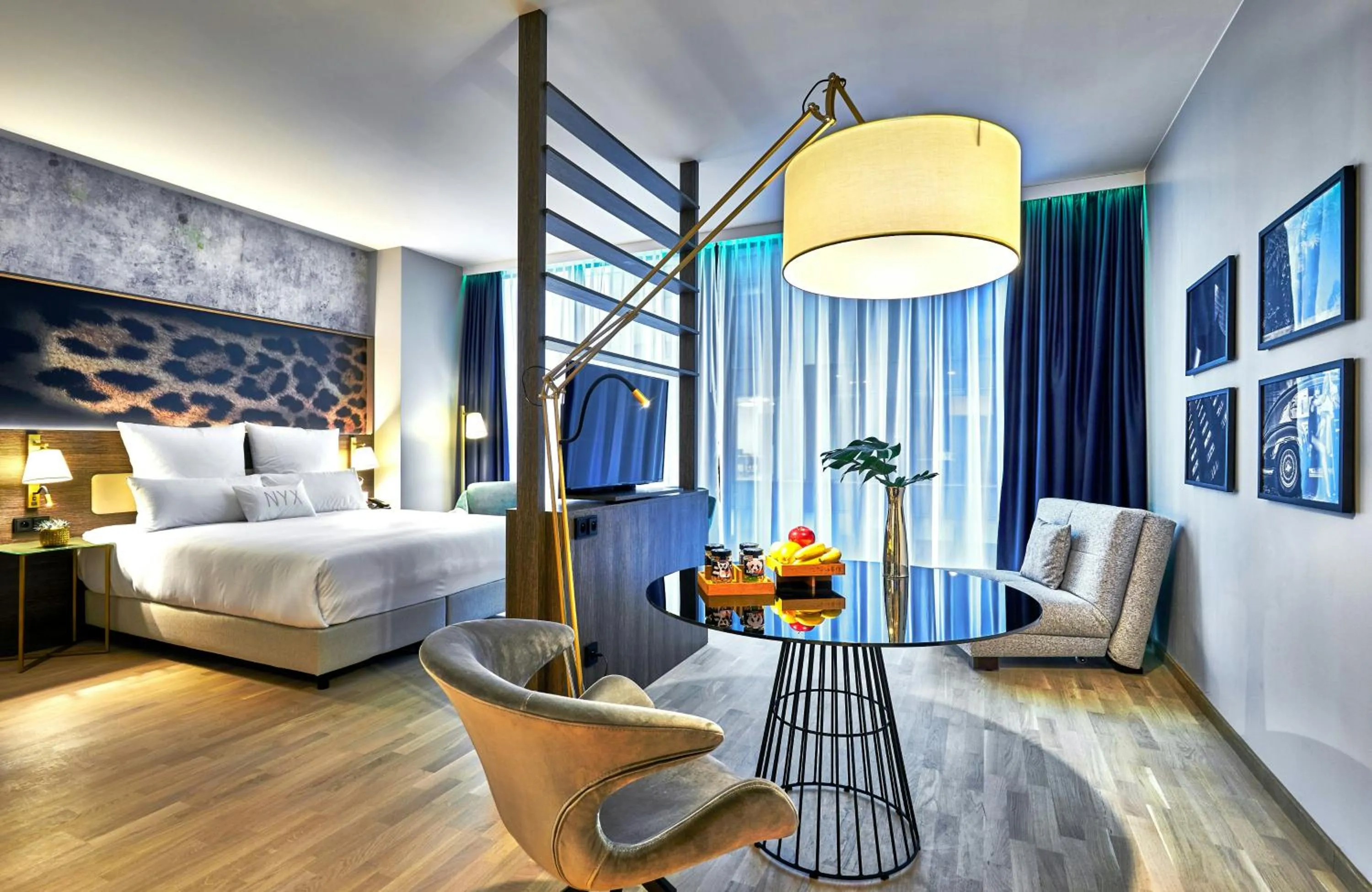 Photo of the whole room, Bed in NYX Hotel Warsaw by Leonardo Hotels