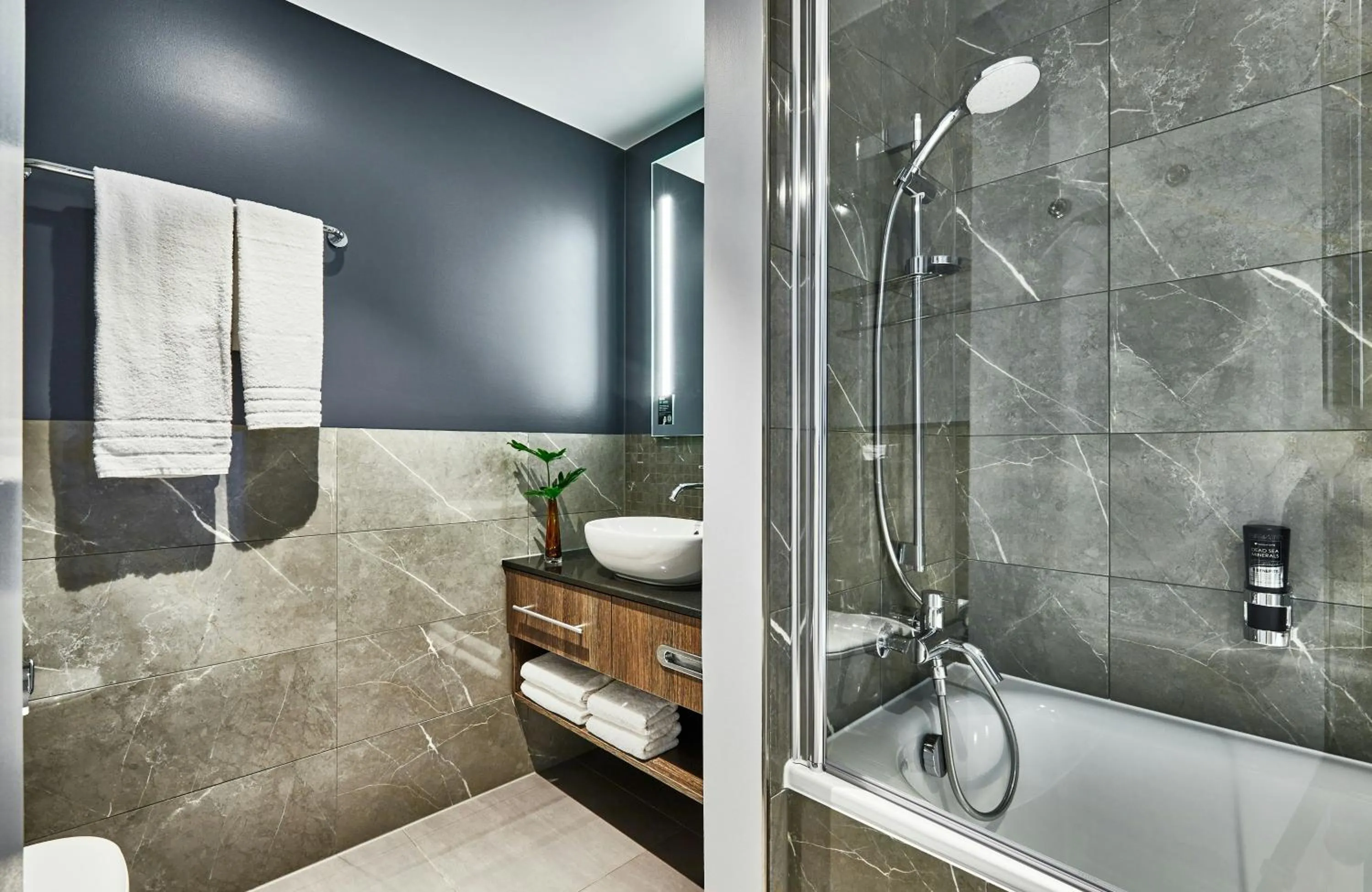 Bathroom in NYX Hotel Warsaw by Leonardo Hotels