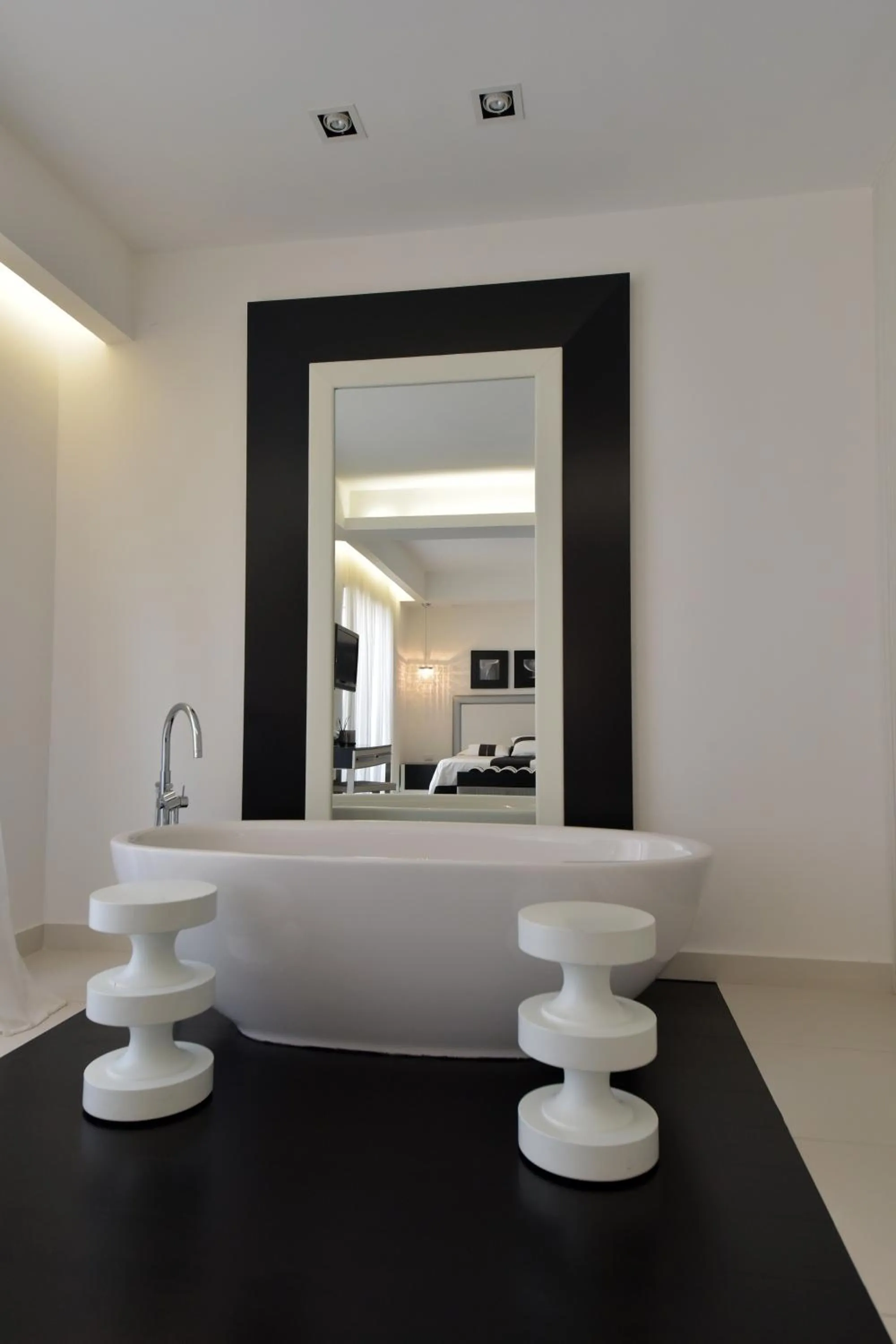 Open Air Bath in Hotel Royal Paestum