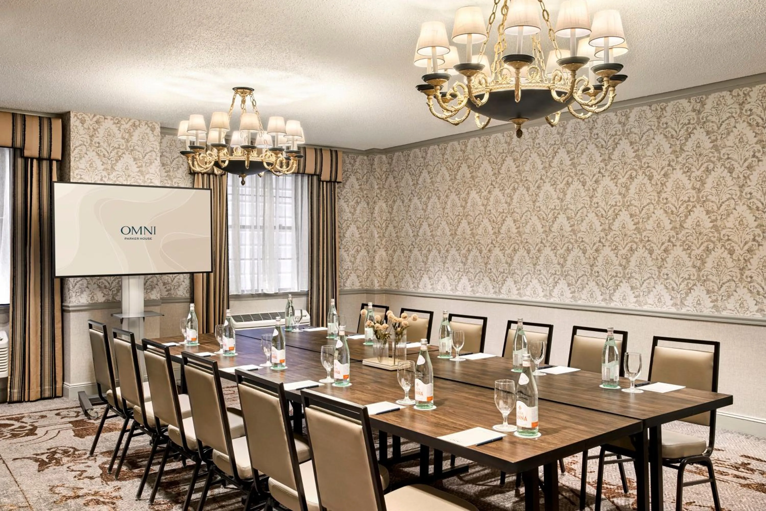 Meeting/conference room in Boston Omni Parker House Hotel