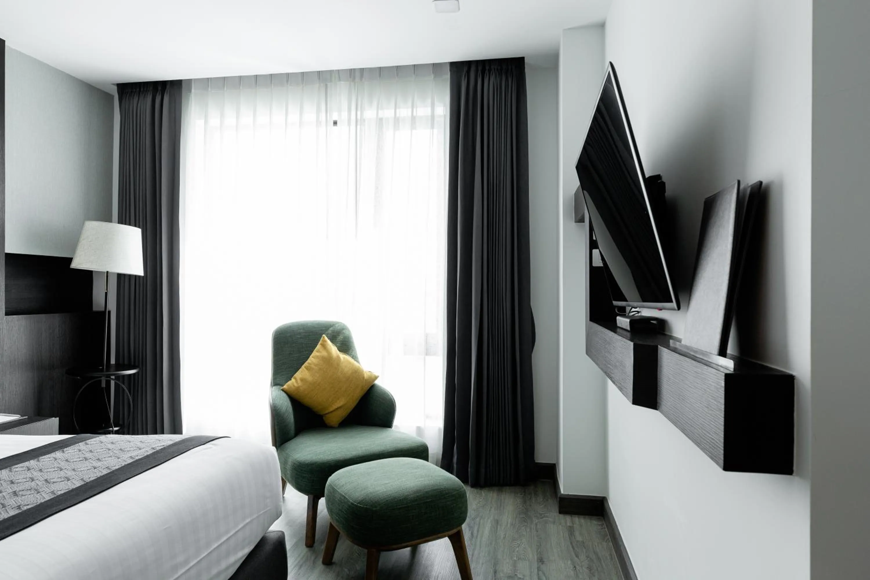 Bedroom, Bed in SureStay Hotel by Best Western Vientiane