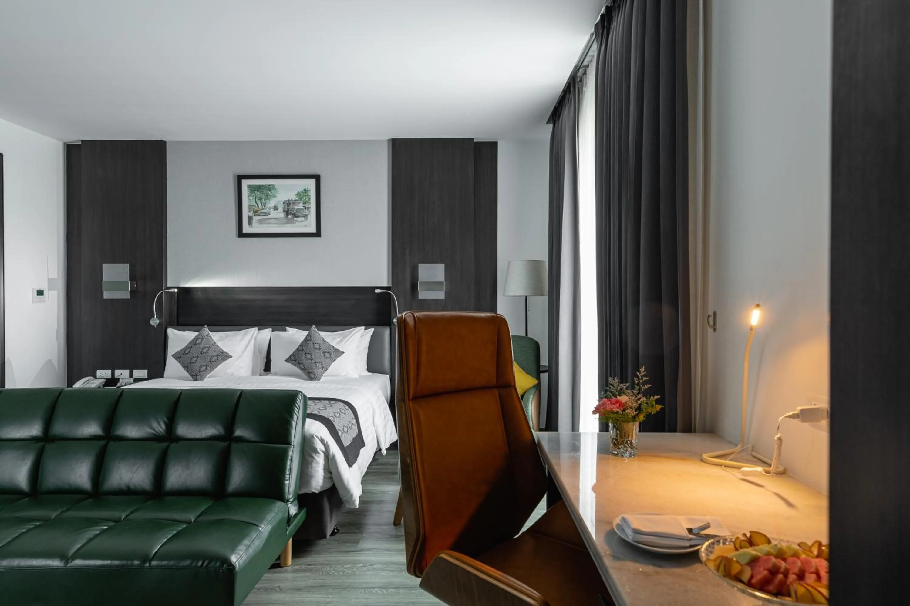 Bedroom, Bed in SureStay Hotel by Best Western Vientiane