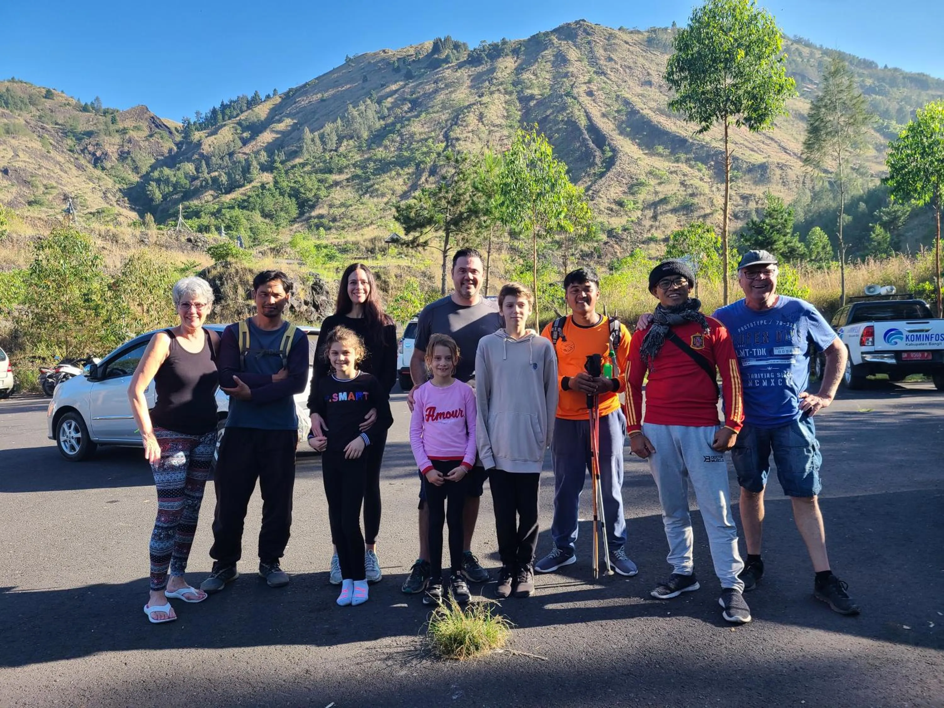 Hiking in Batur lake view