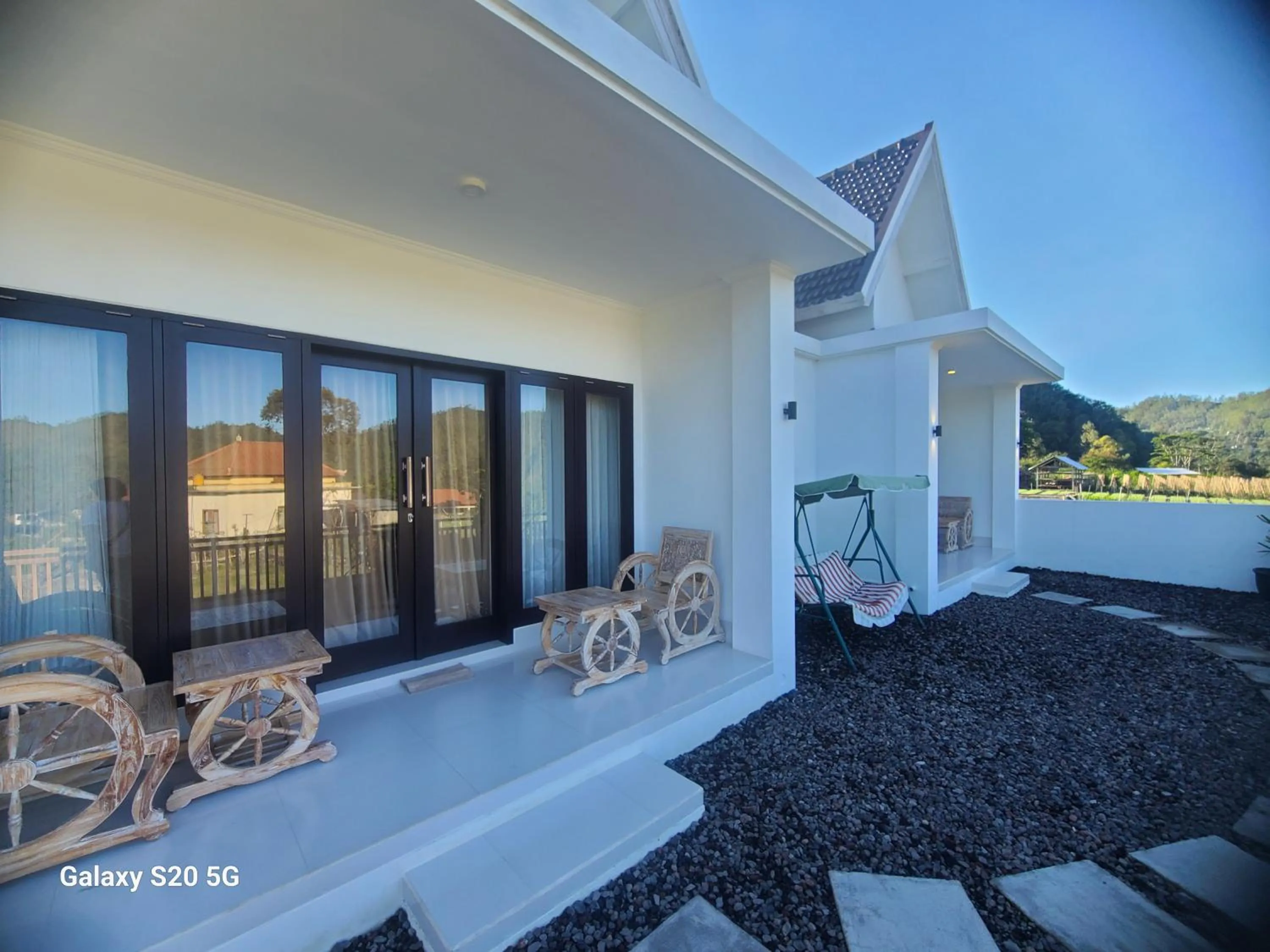 Property building in Batur lake view