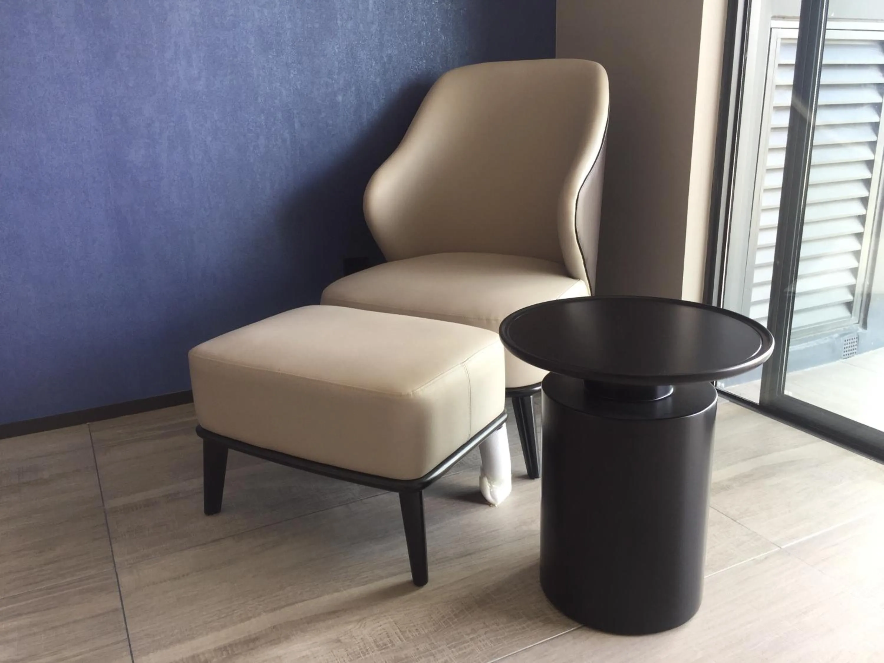 Seating area in Tian Yi International Hotel 天艺国际酒店