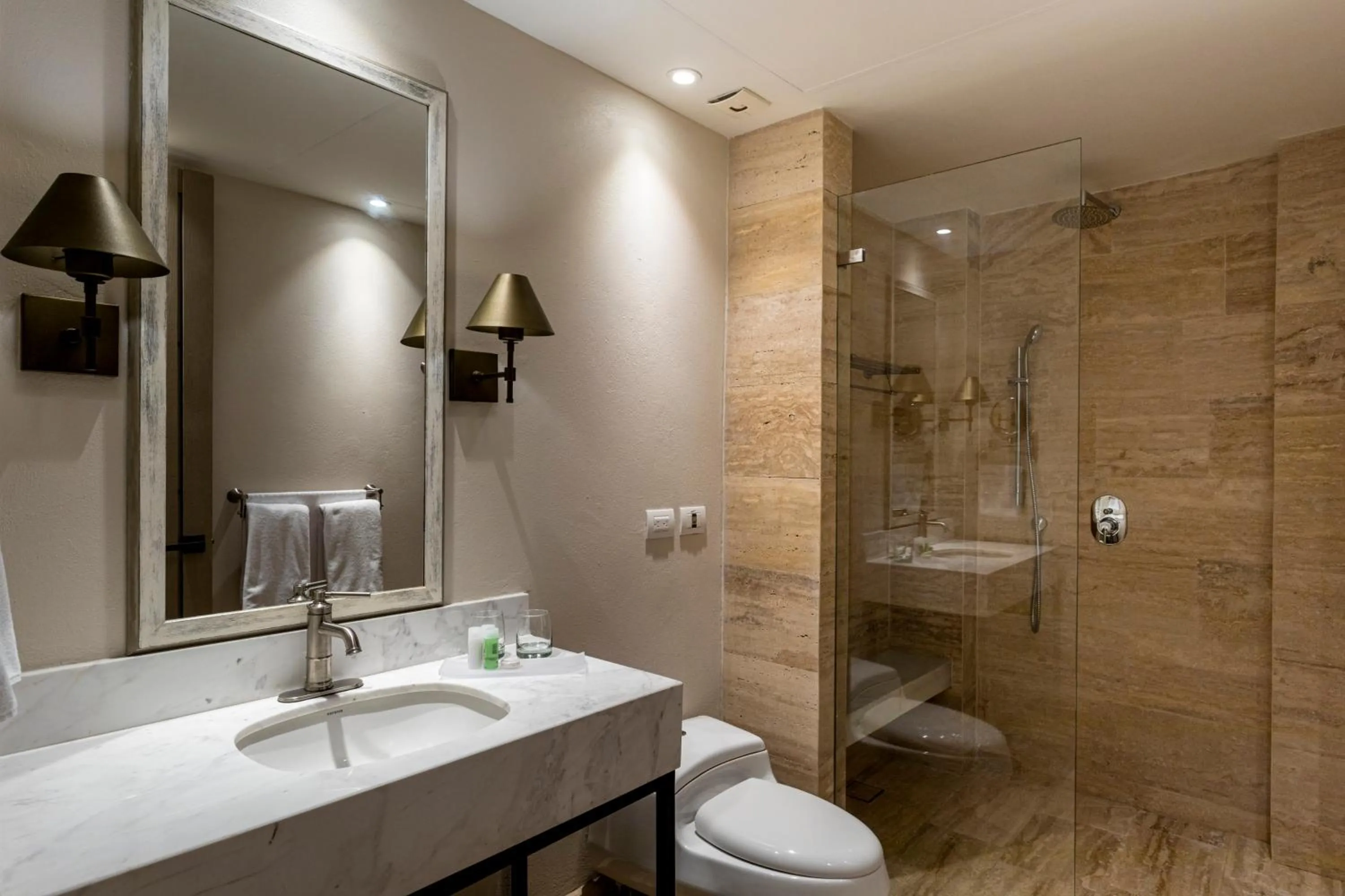 Toilet in Eurostars Marqués de Villalta