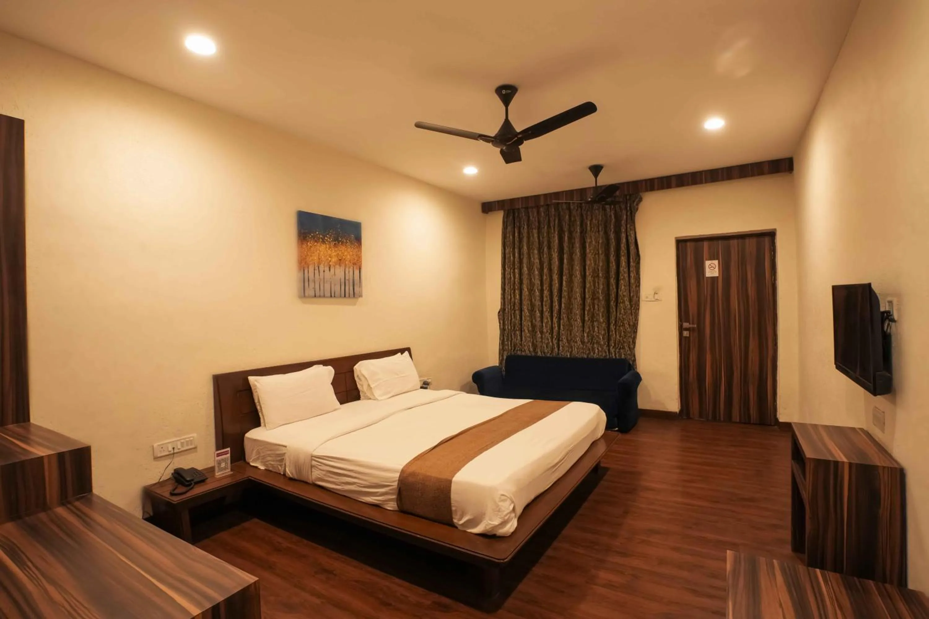 Bed in Adamo The Village