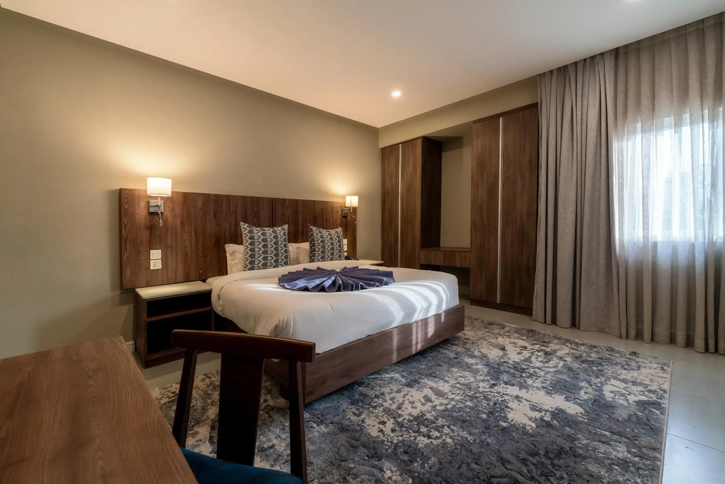 Executive Suite in Central Hotel Ridge Executive Suite in Central Hotel Ridge