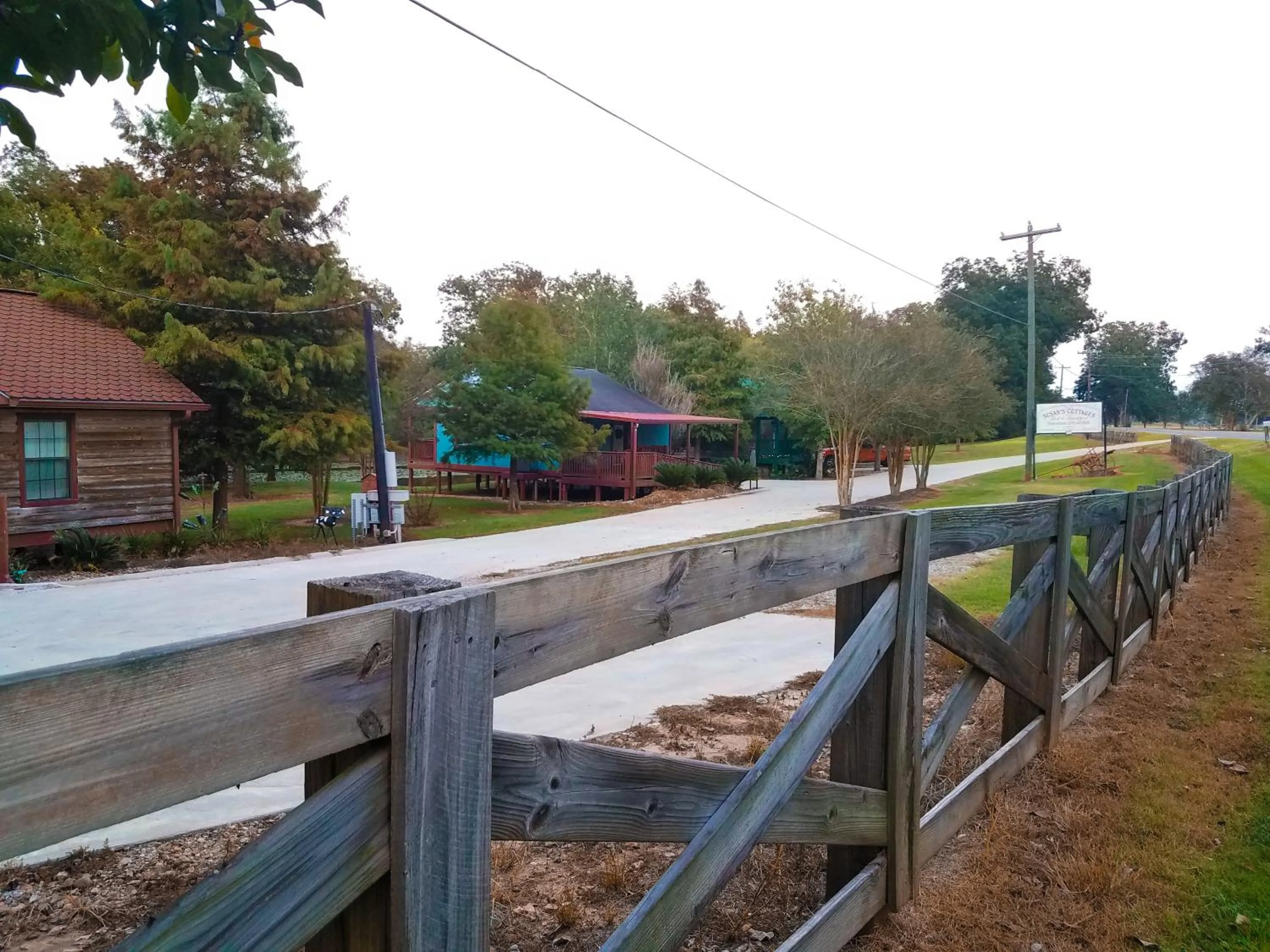 Property building in Susan's Cottages