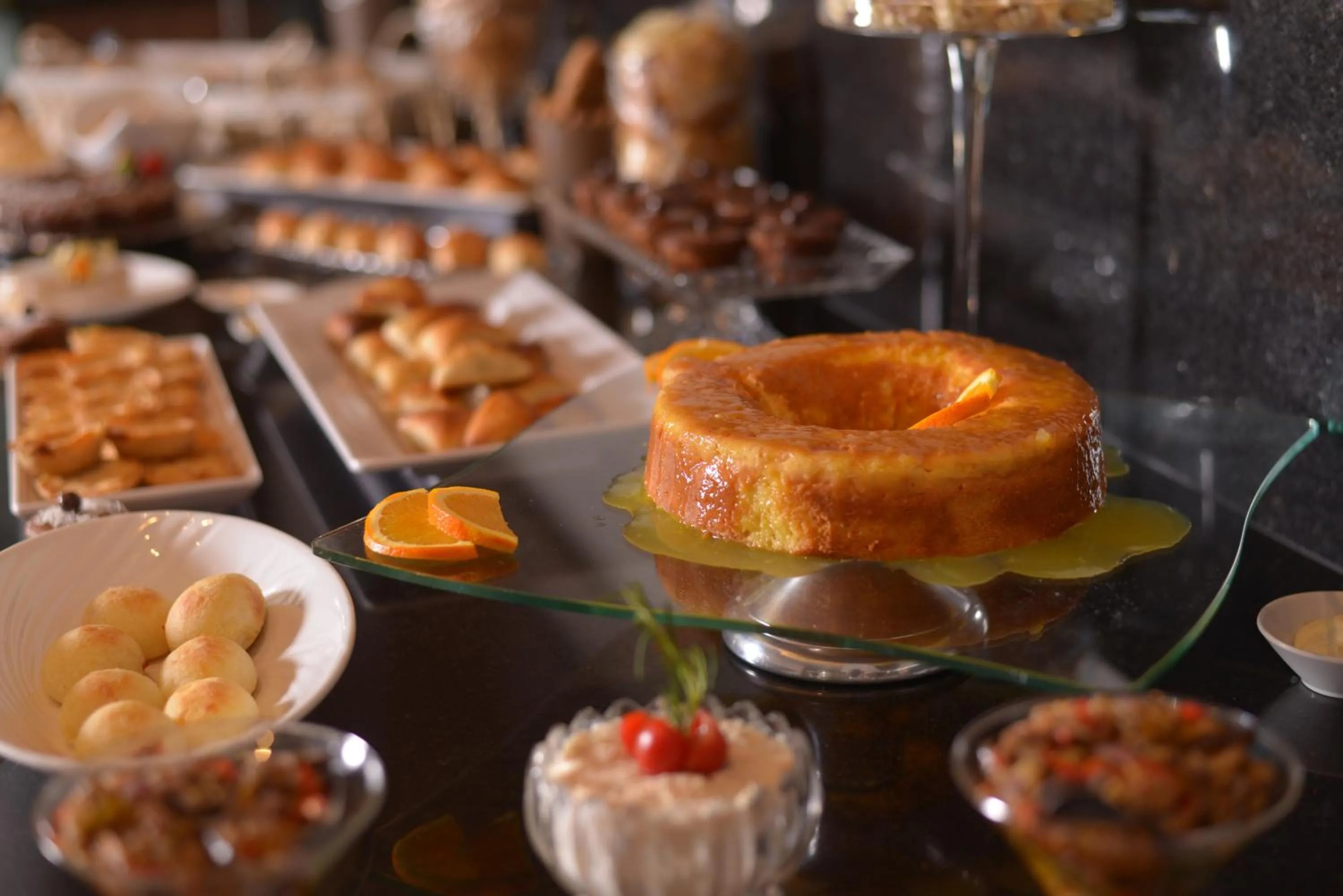 Food and drinks in Hplus Premium Palmas