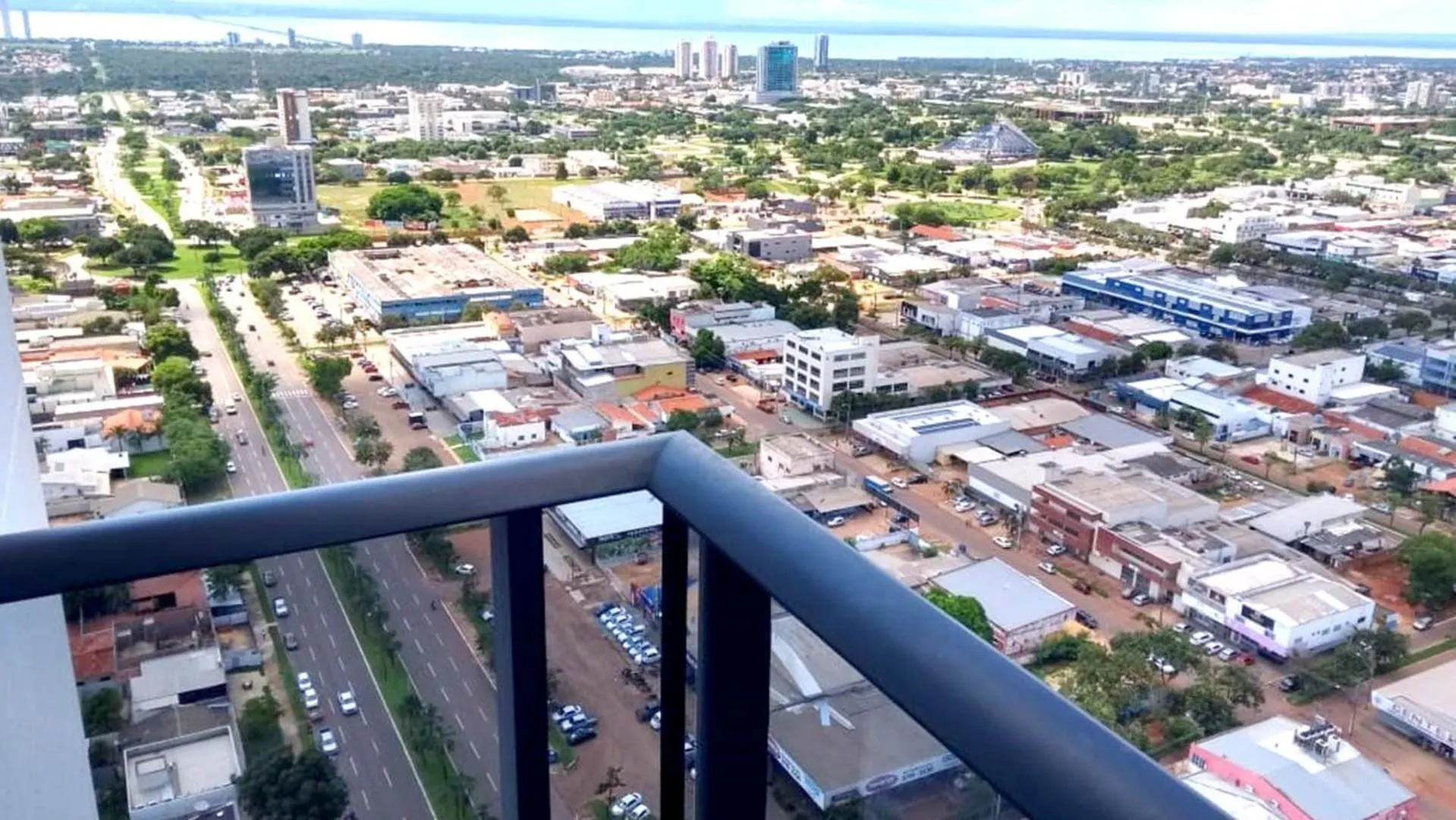 Bird's eye view in Hplus Premium Palmas