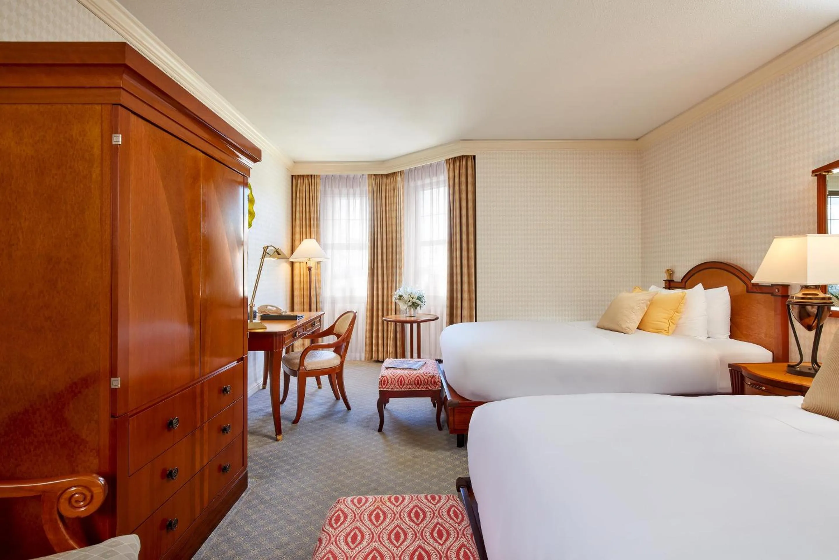 Photo of the whole room, Bed in Orchard Hotel