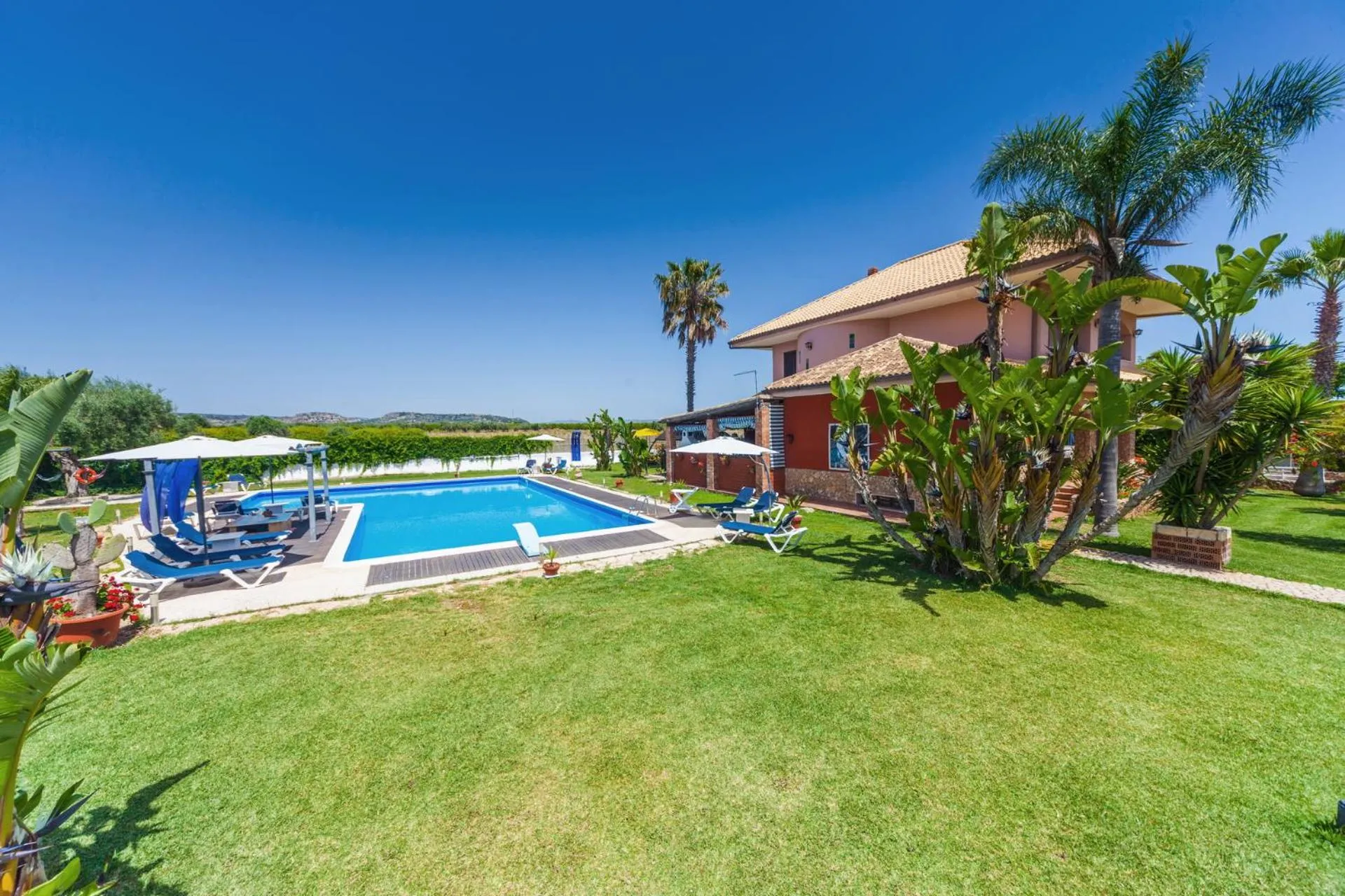 Garden in B&B Sicilia Bella