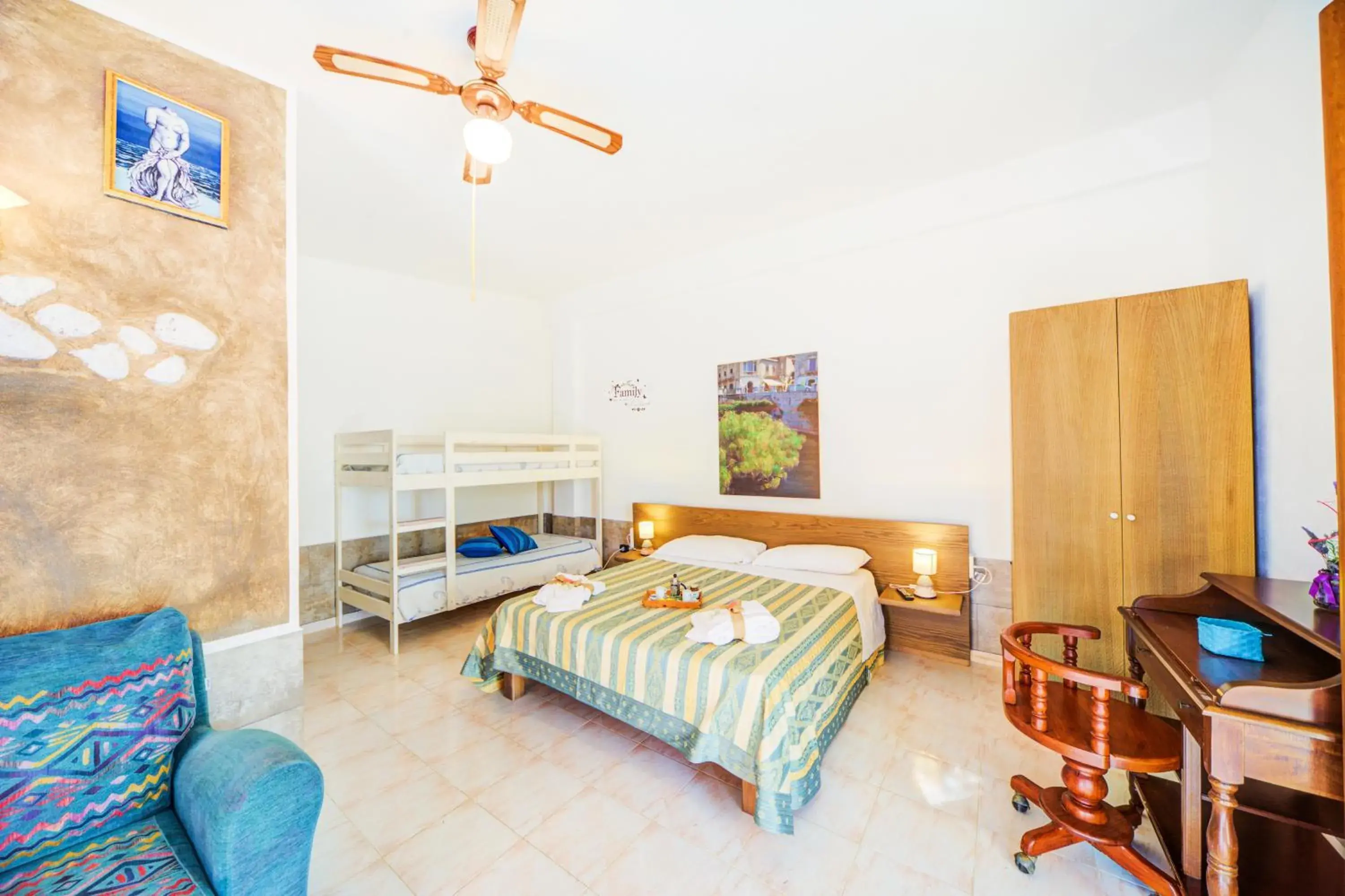 Double Room with Garden View in B&B Sicilia Bella Double Room with Garden View in B&B Sicilia Bella