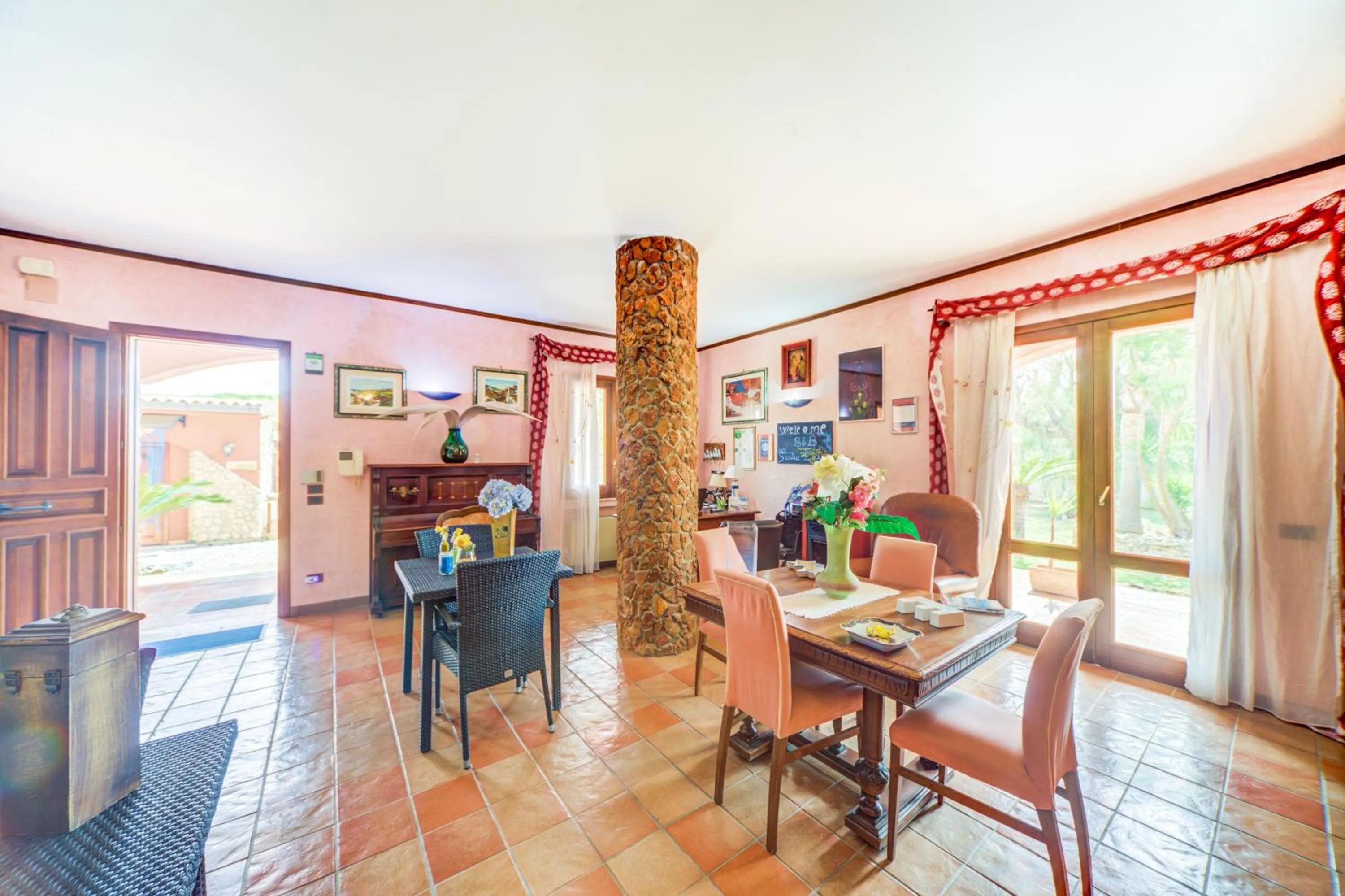 Lobby or reception in B&B Sicilia Bella