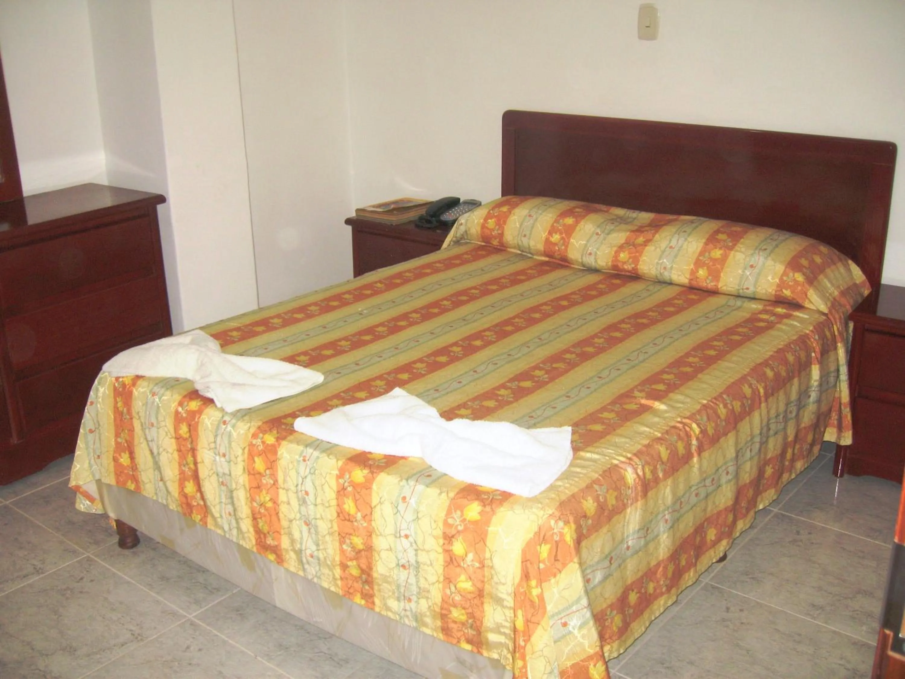 Bed in Hotel Catimar