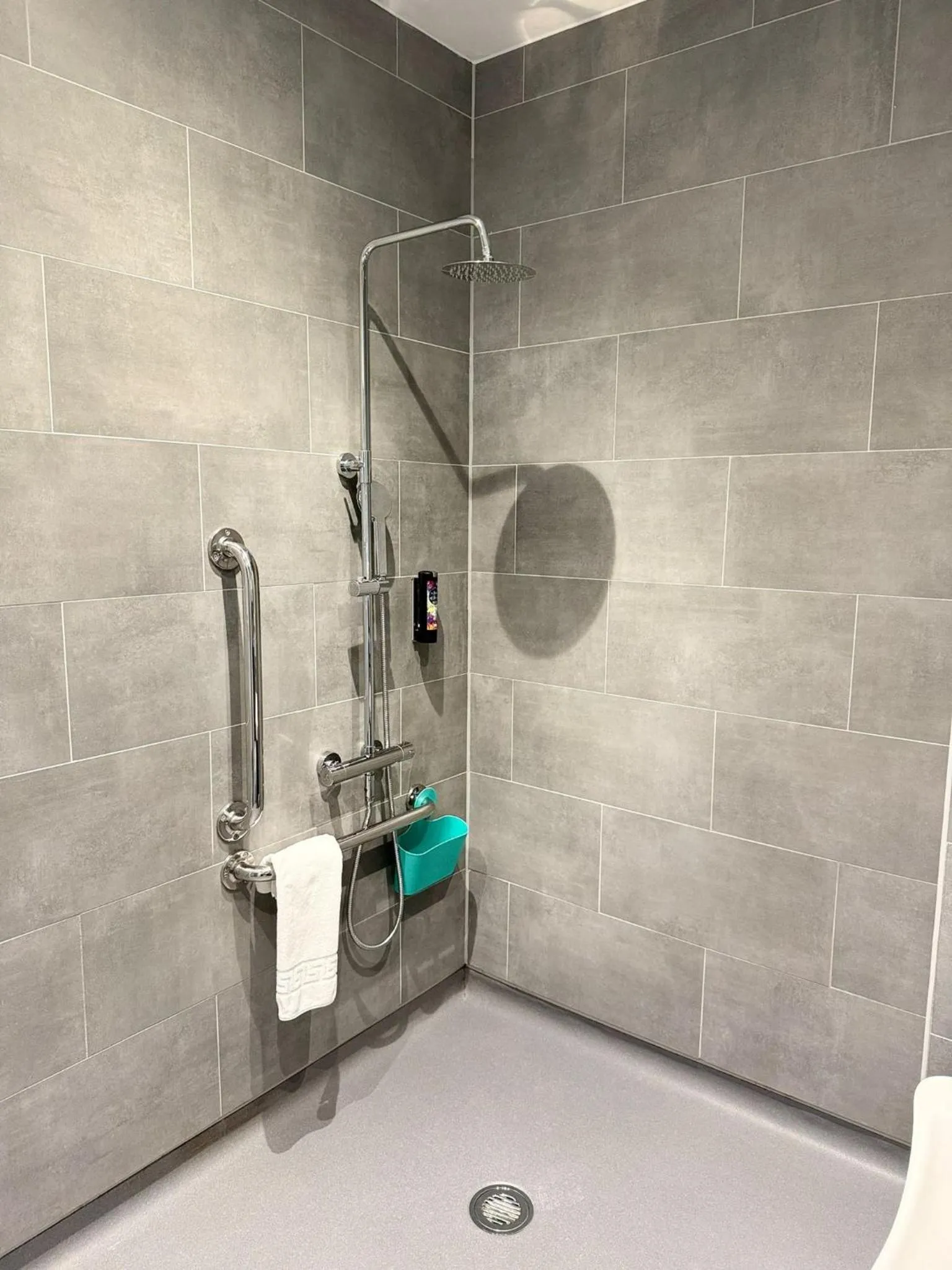 Photo of the whole room in Holiday Inn - the niu, Loom Manchester North by IHG