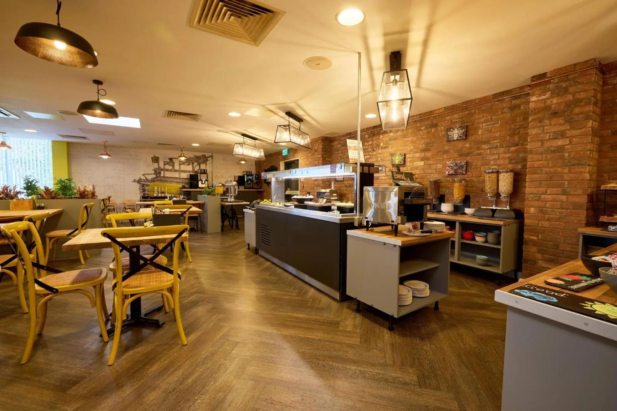 Breakfast in Holiday Inn - the niu, Loom Manchester North by IHG