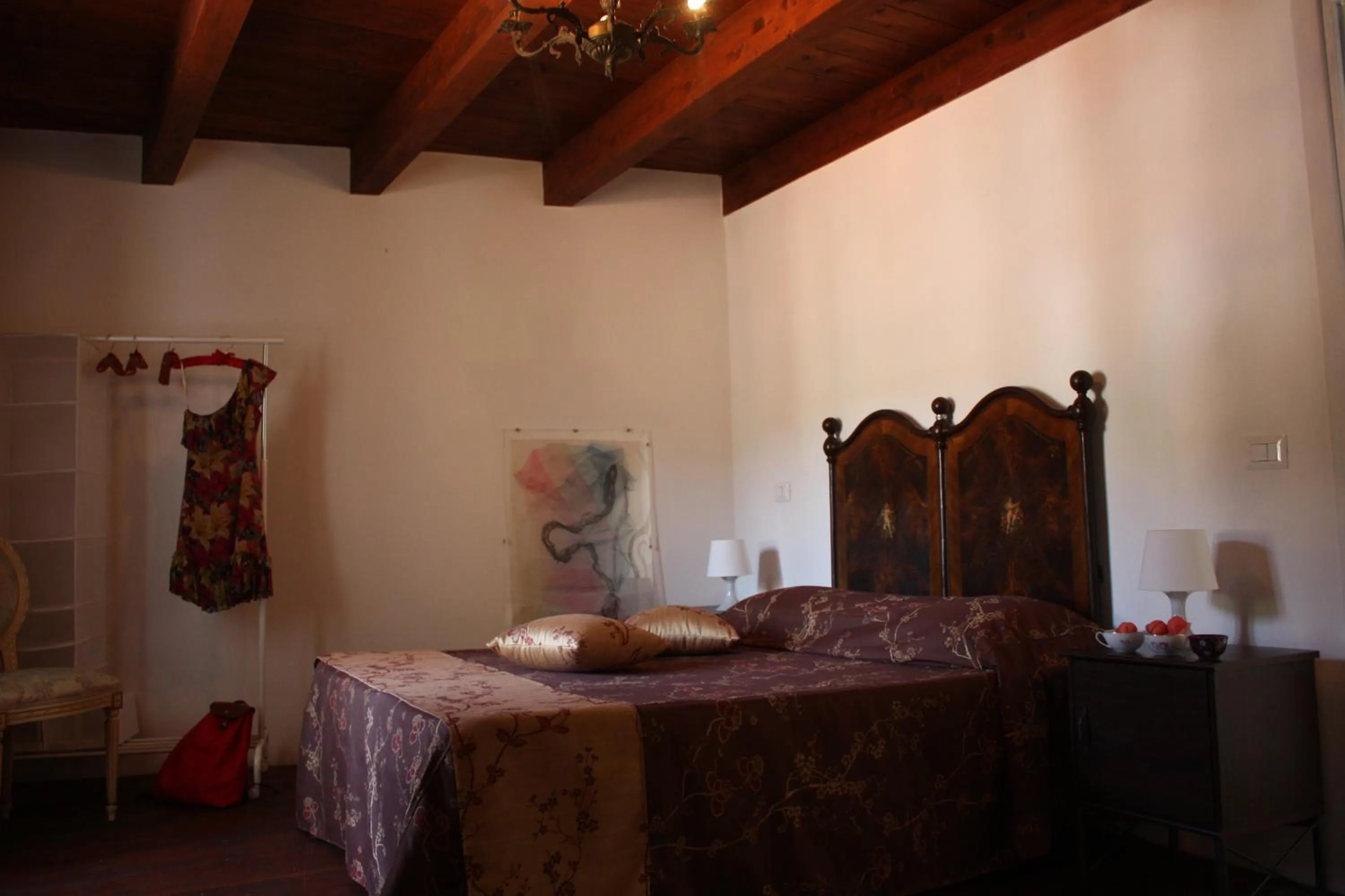 Bedroom in Il Lupo Rosso