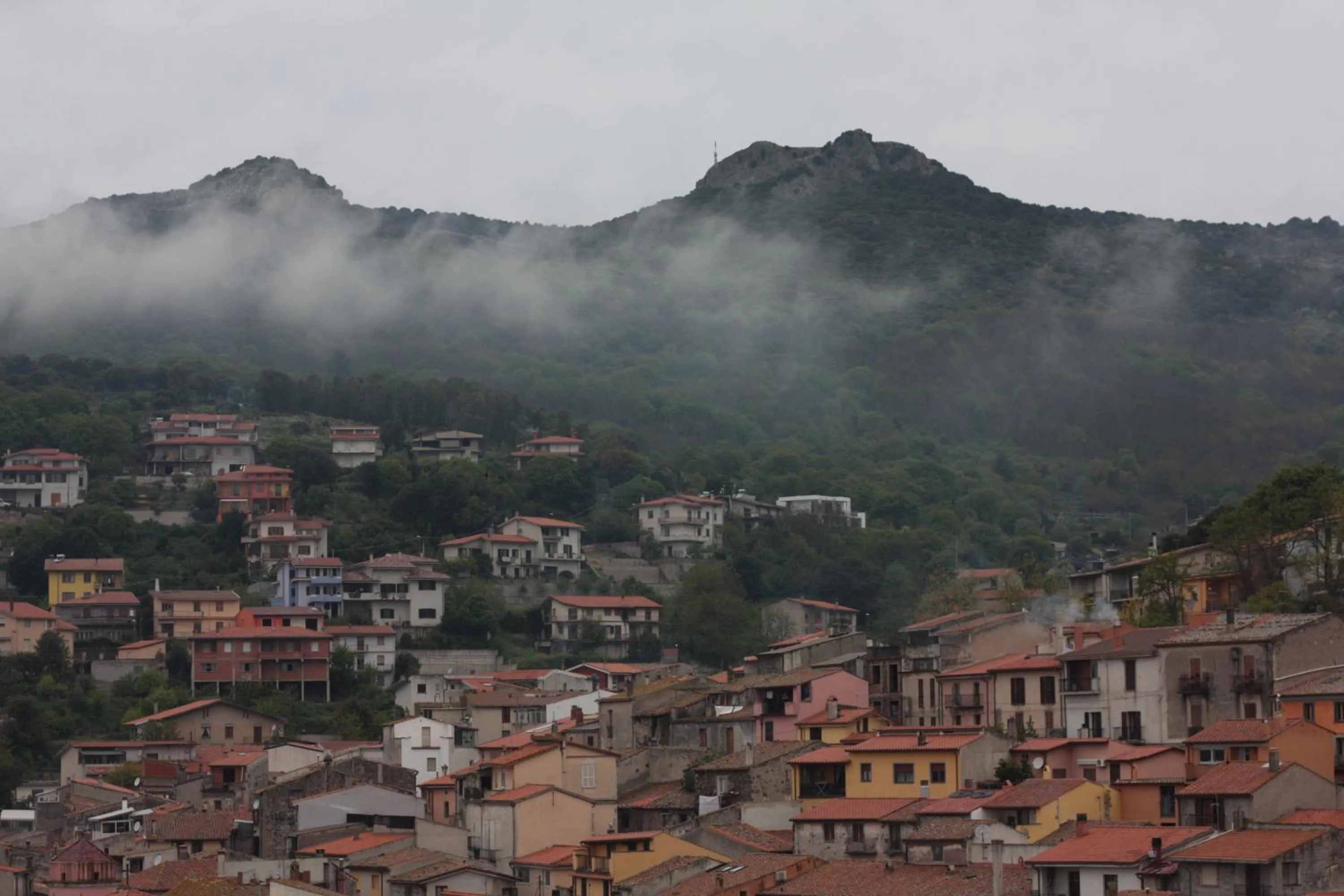 Mountain view in Il Lupo Rosso