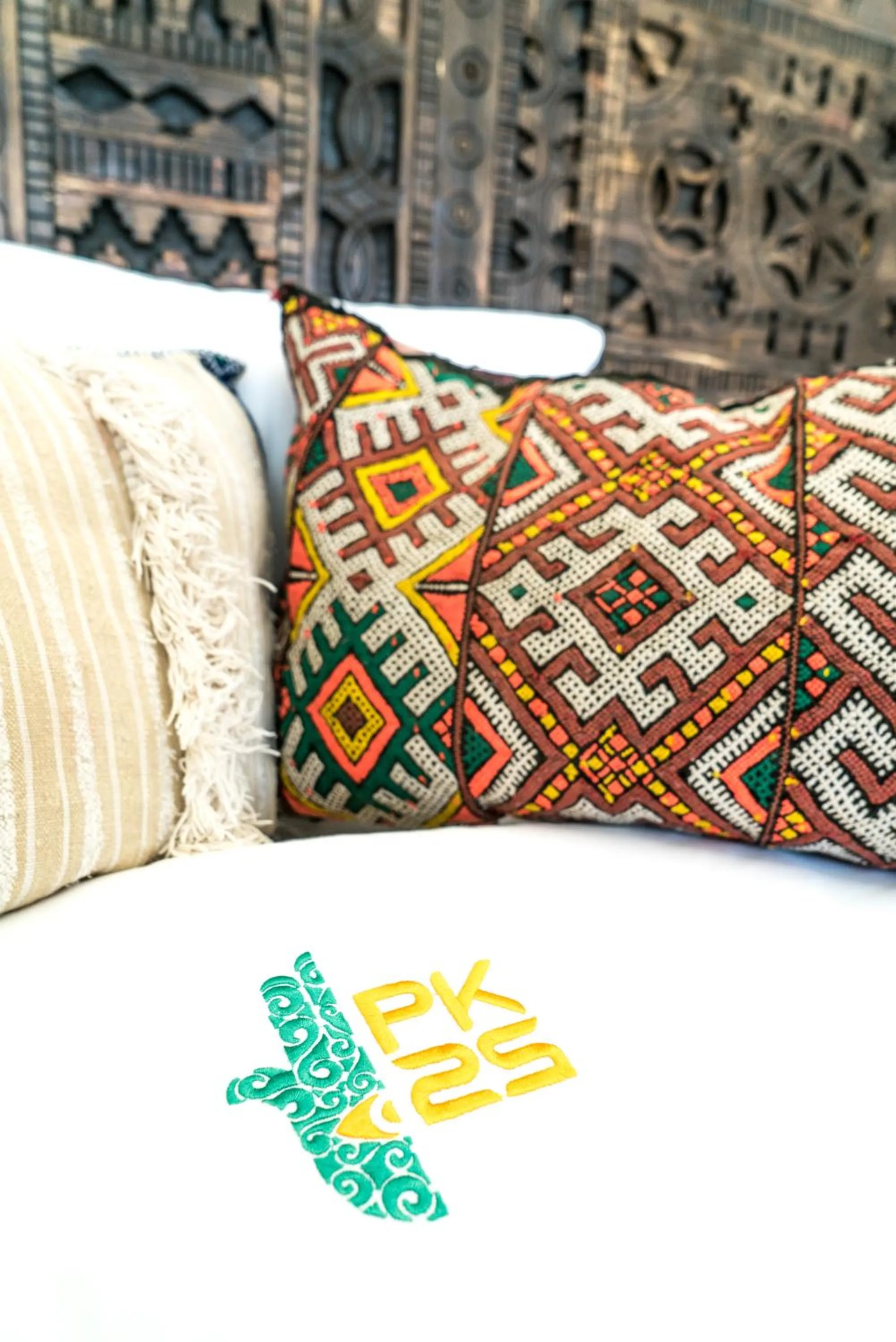 Seating area, Bed in PK25 Dakhla