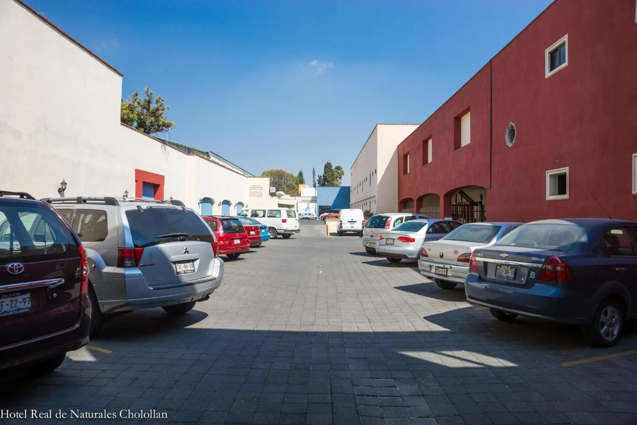 Parking in Hotel Real de Naturales