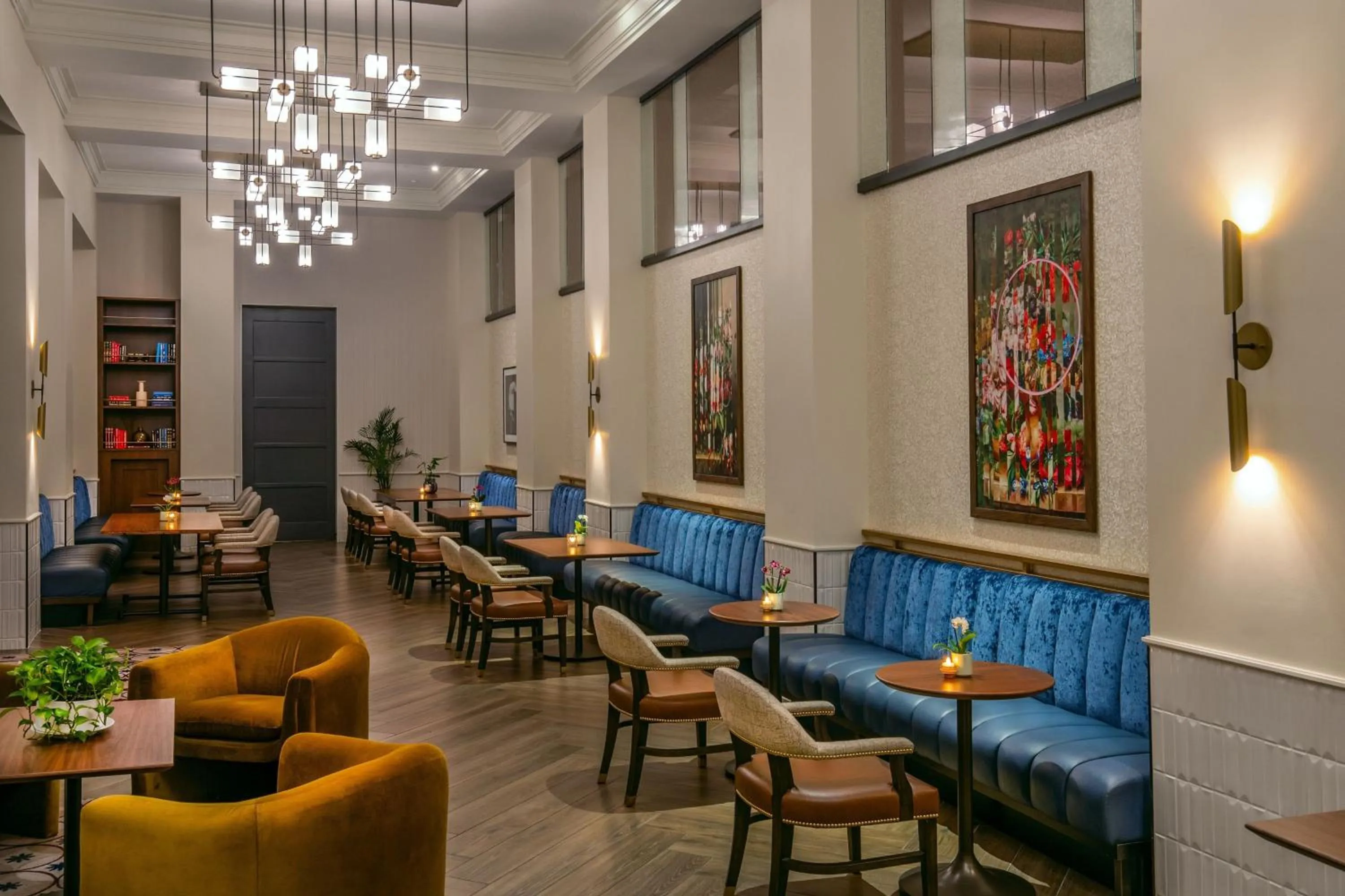 Restaurant/places to eat in Hotel Adagio, Autograph Collection