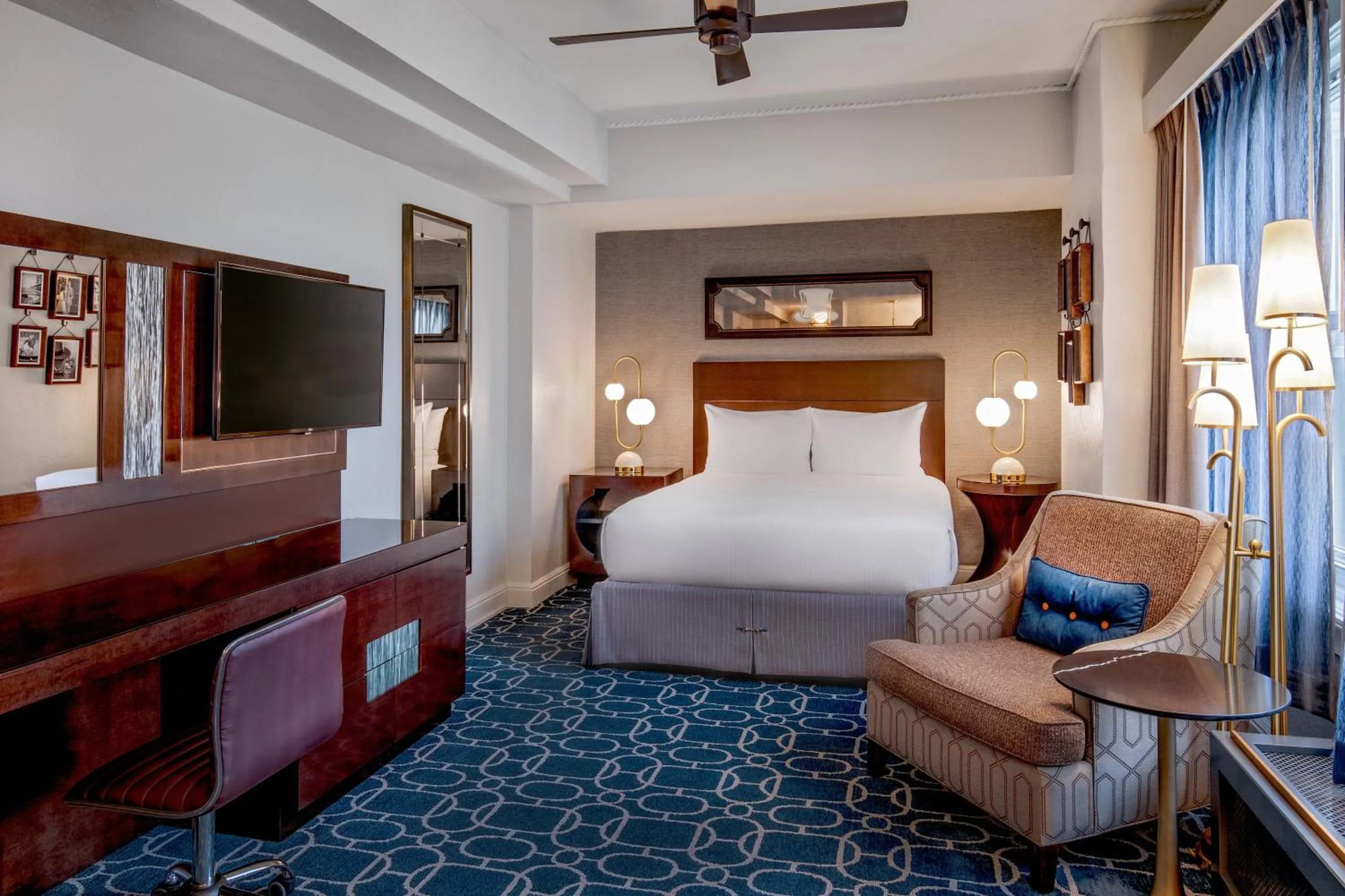 Bedroom, Bed in Hotel Adagio, Autograph Collection