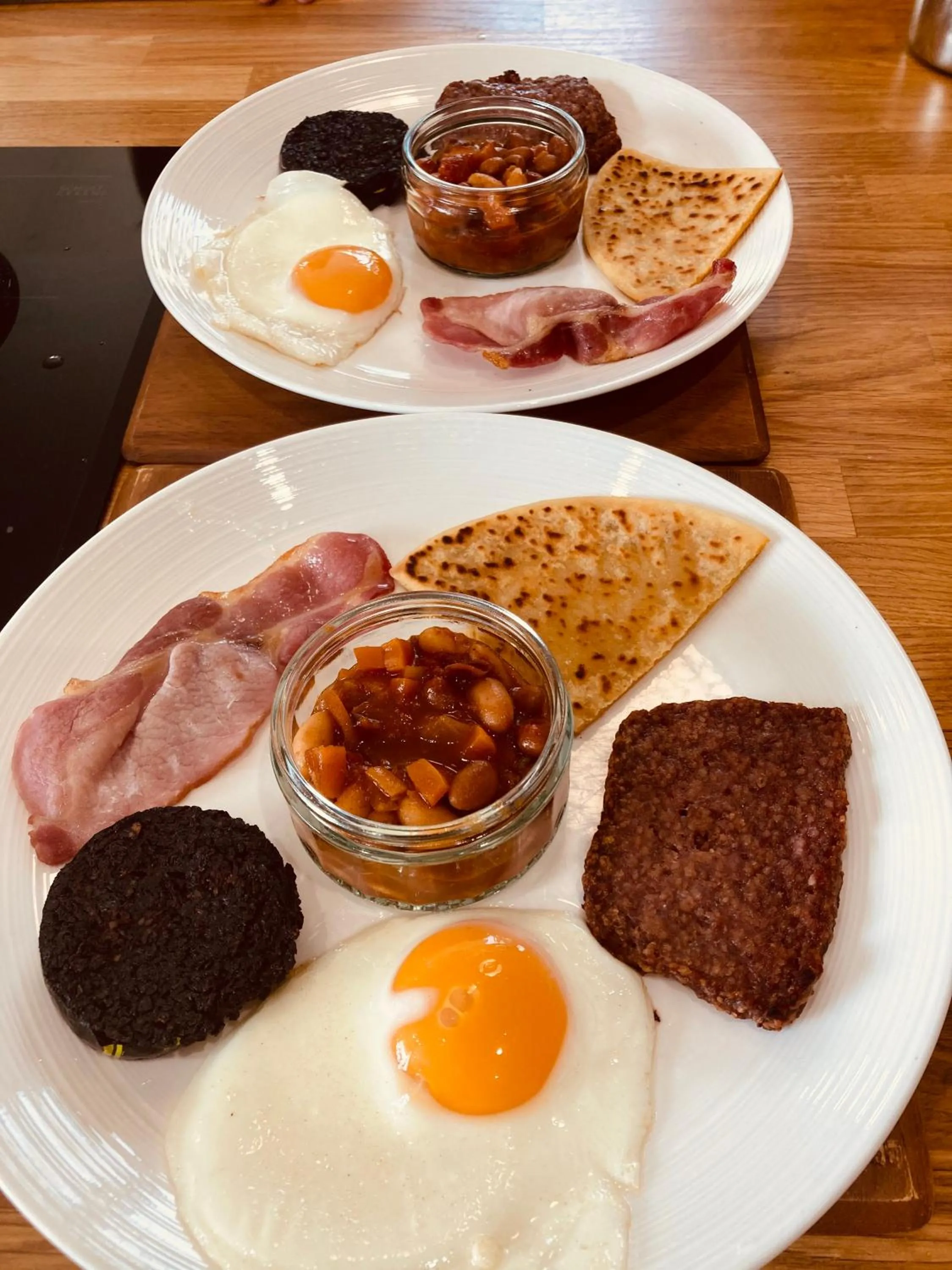 Breakfast in Altquhur Byre