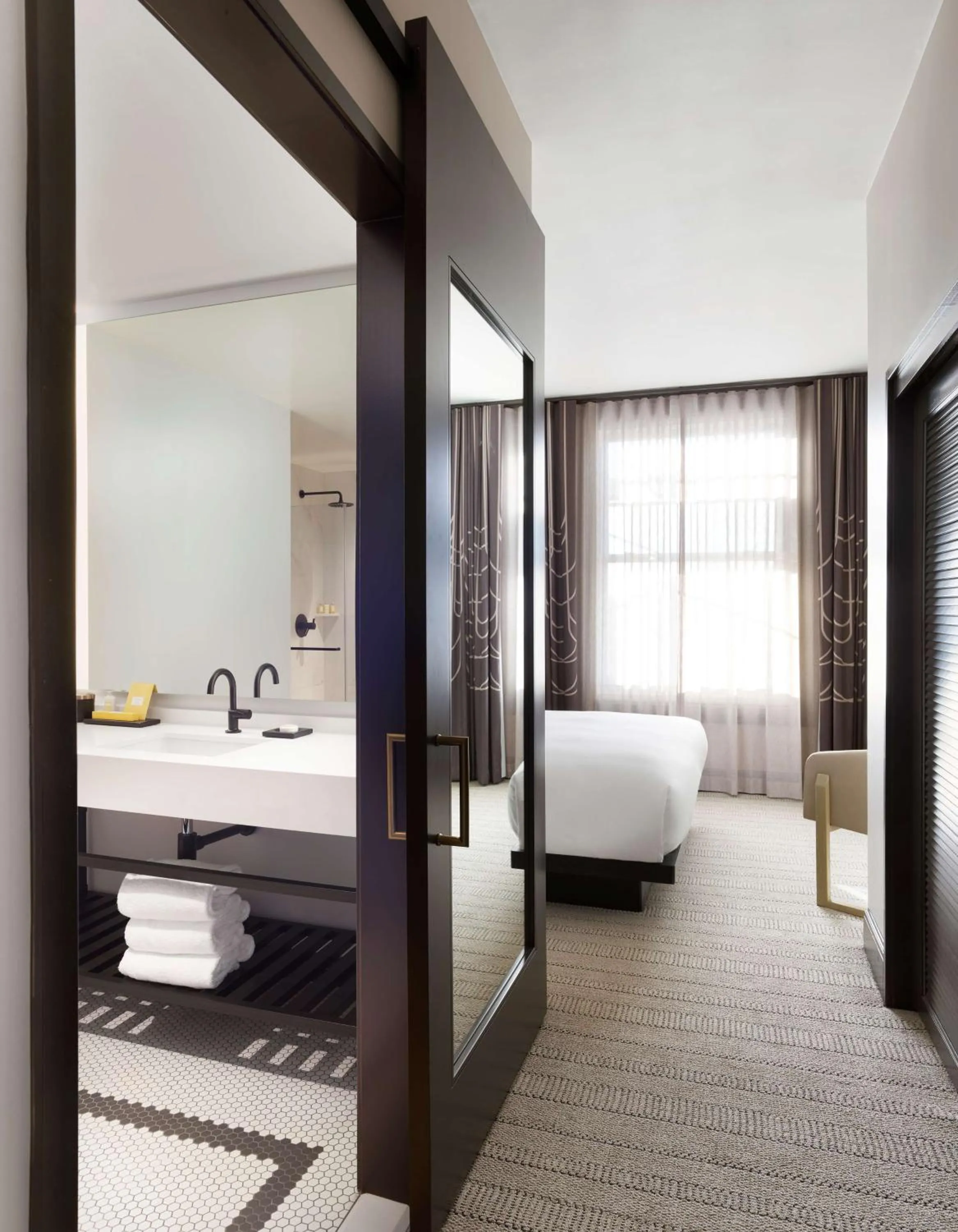 Bathroom, Bed in The Clift Royal Sonesta San Francisco