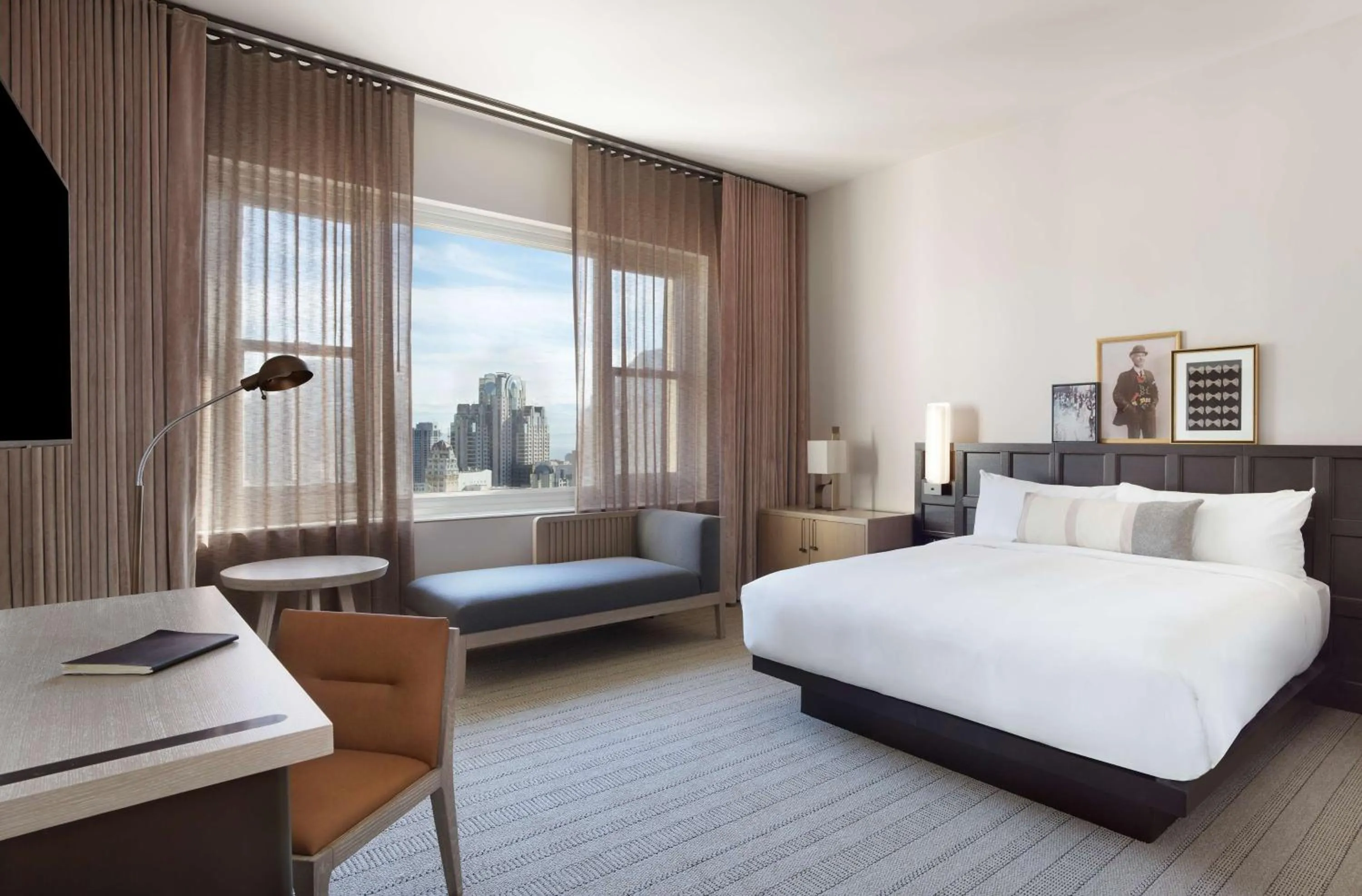 Photo of the whole room, Bed in The Clift Royal Sonesta San Francisco