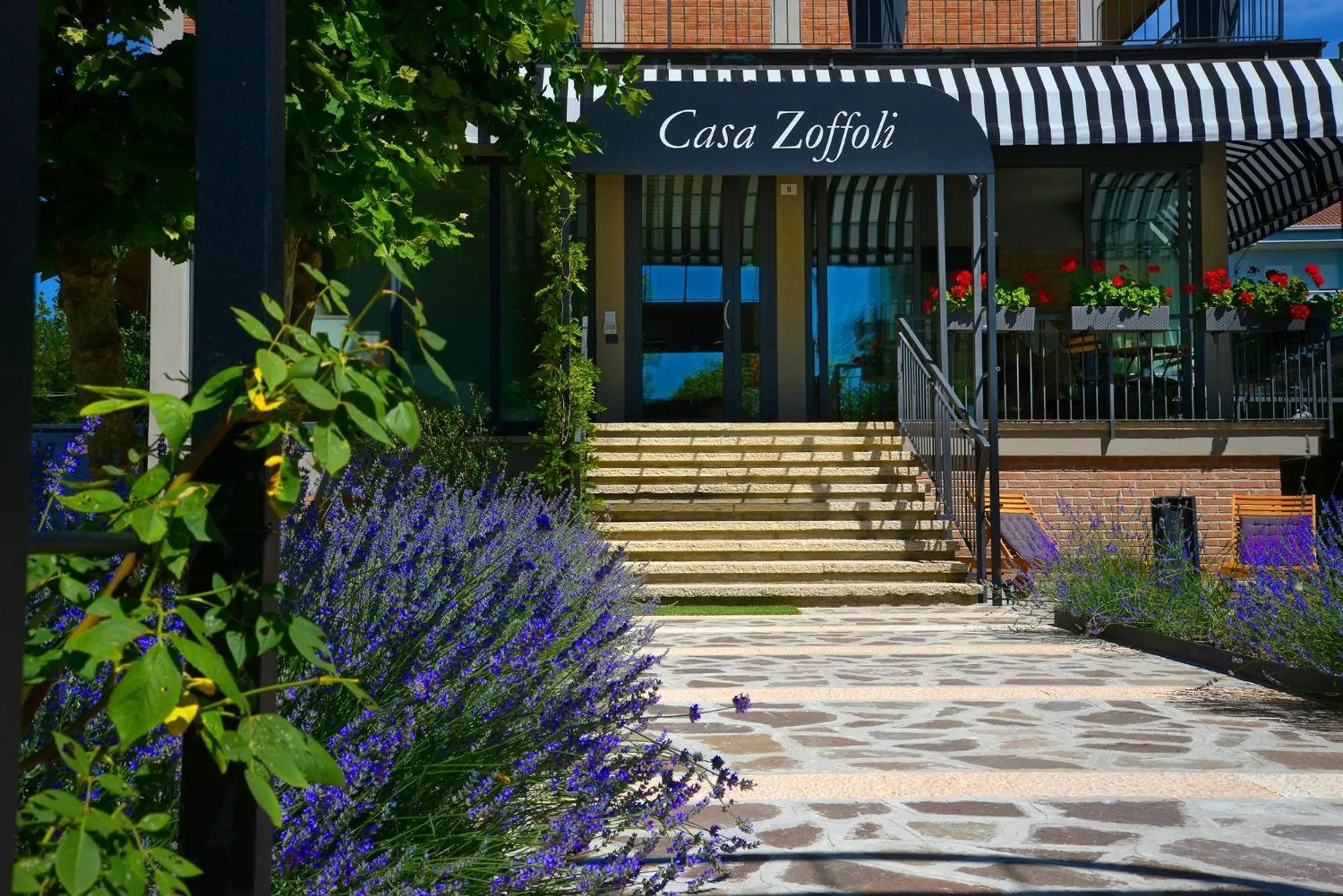 Property building in Hotel Loretta & Dependance