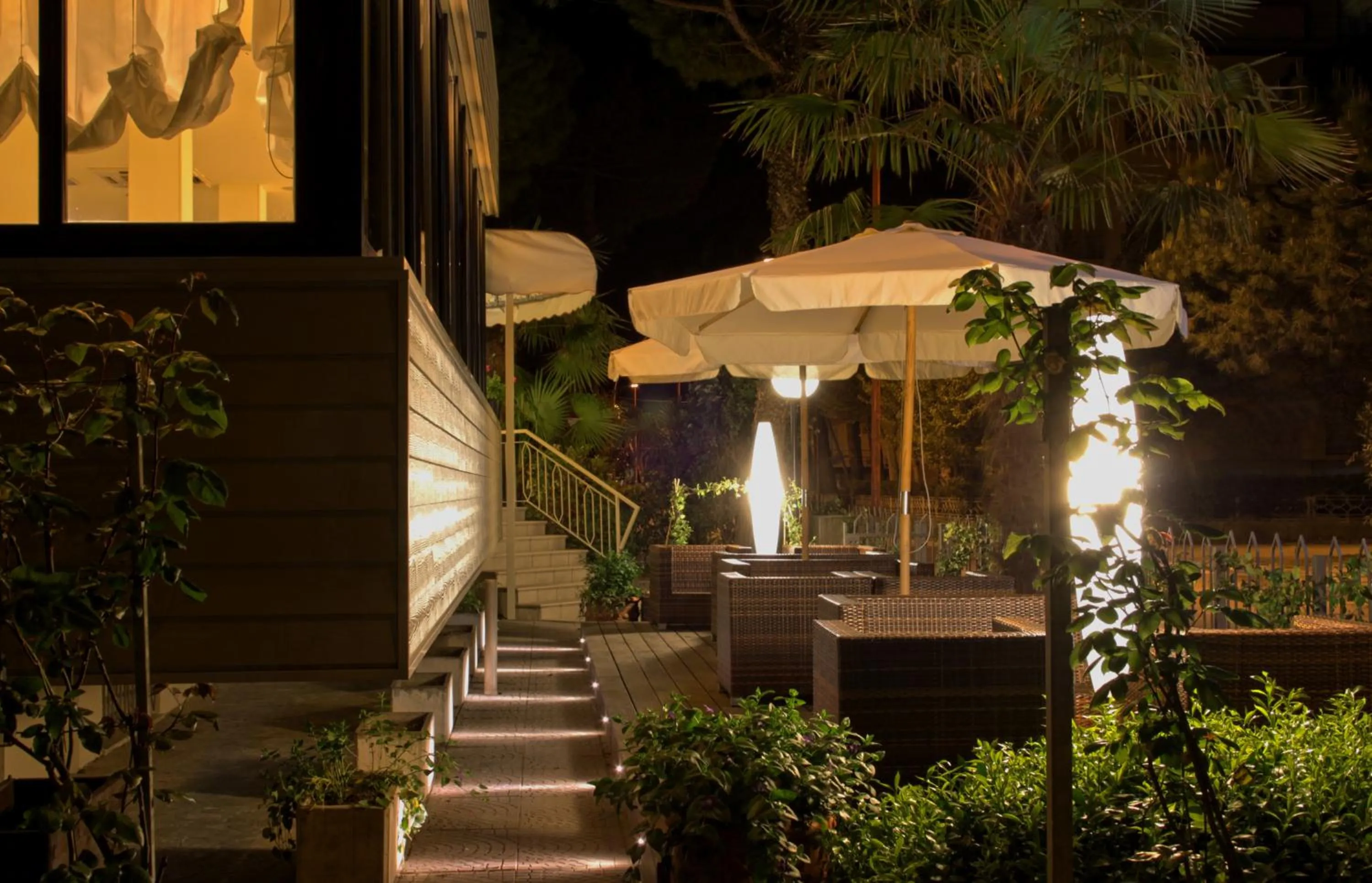 Garden in Hotel Loretta & Dependance