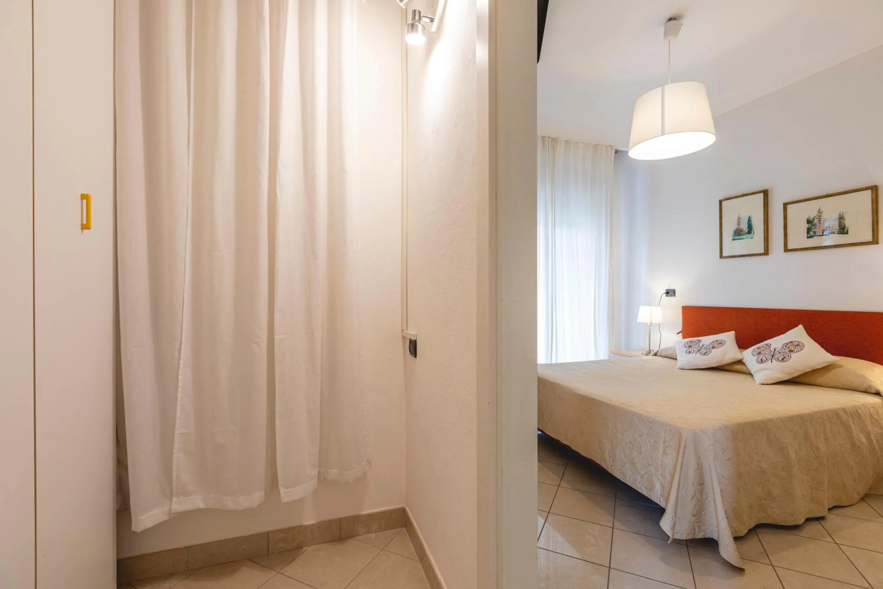 Bed in Hotel Loretta & Dependance