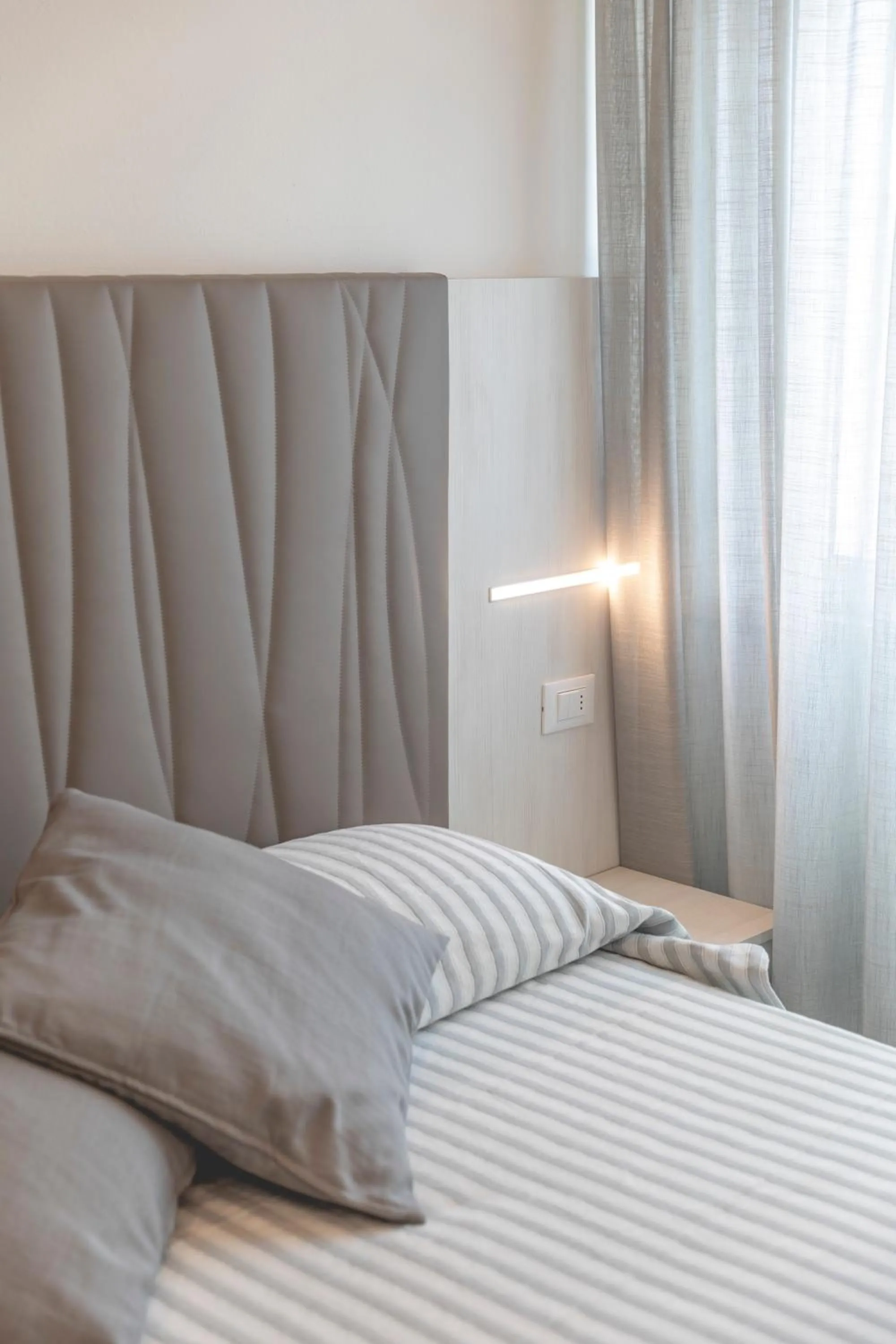 Bed in Hotel Loretta & Dependance