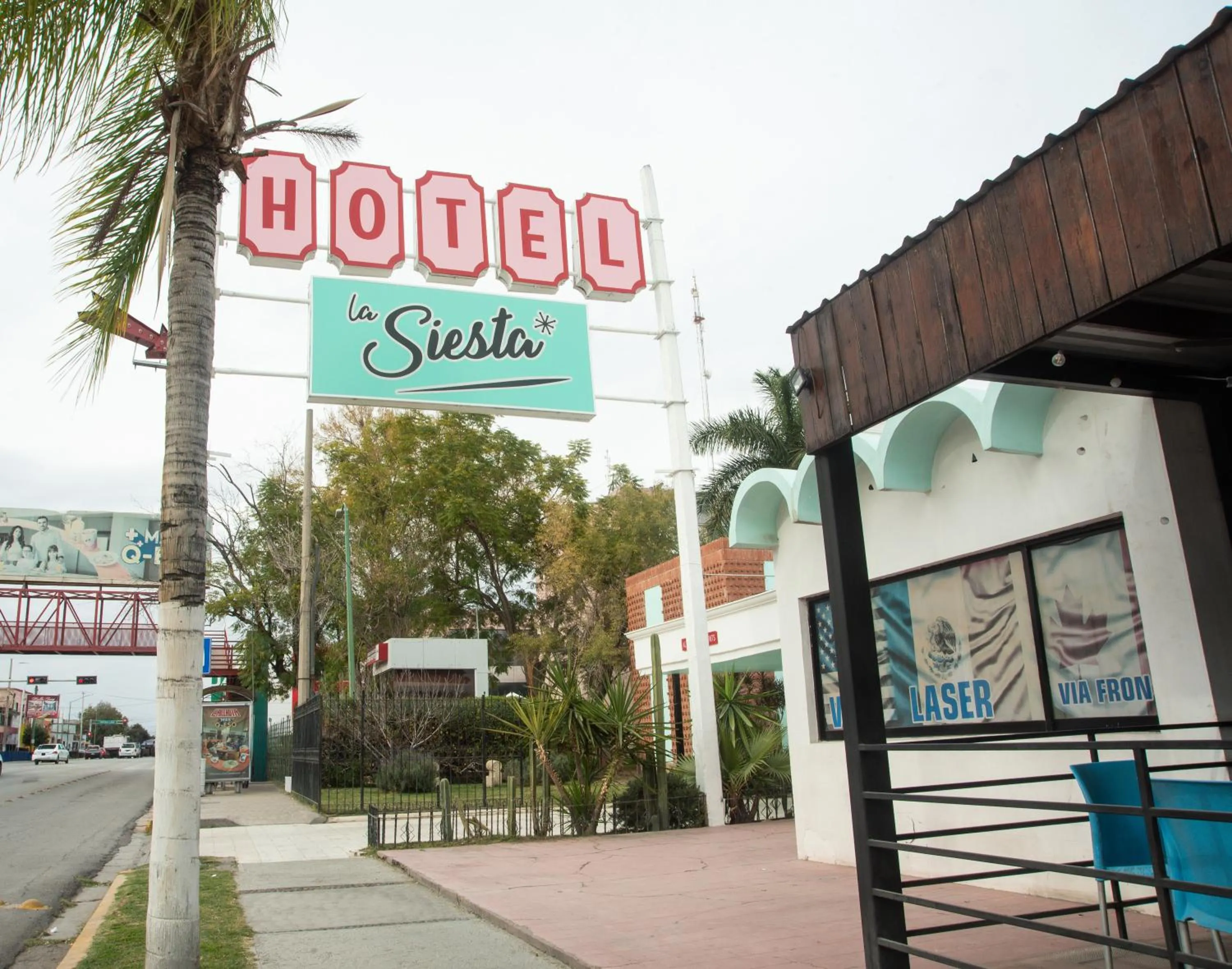 Facade/entrance in Hotel La Siesta, Gomez Palacio