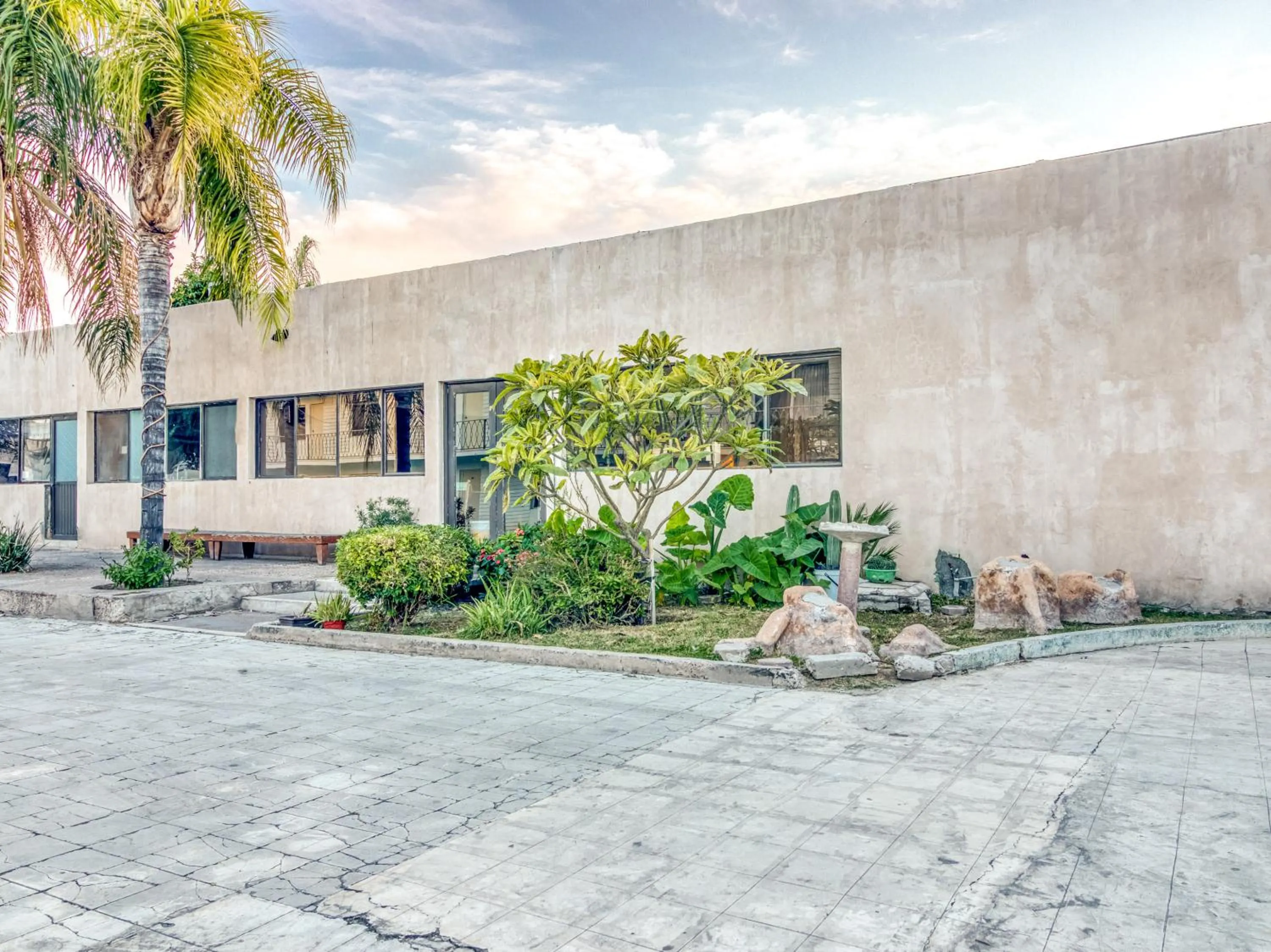 Property building in Capital O Hotel La Siesta, Gomez Palacio