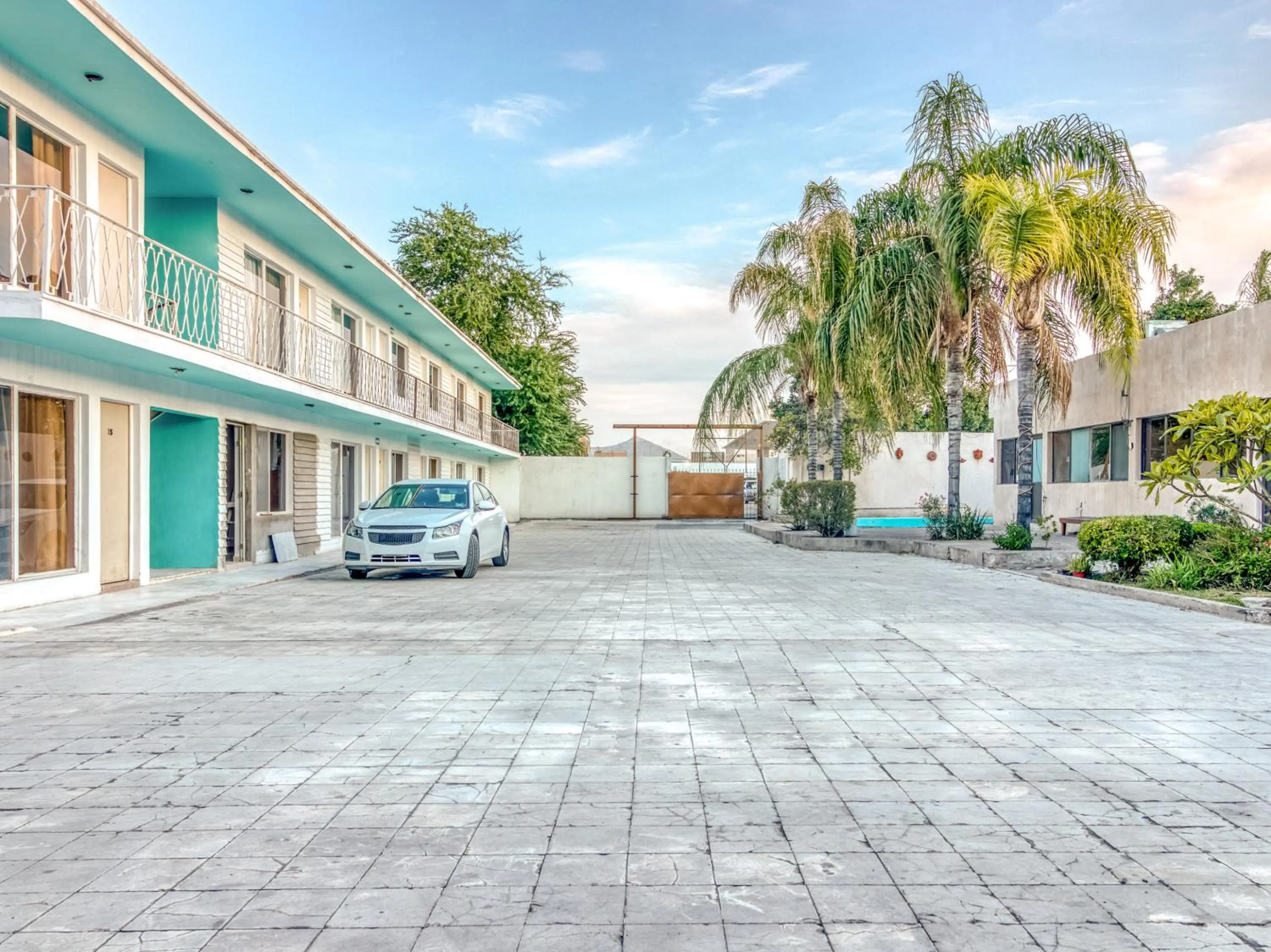 Property building in Capital O Hotel La Siesta, Gomez Palacio