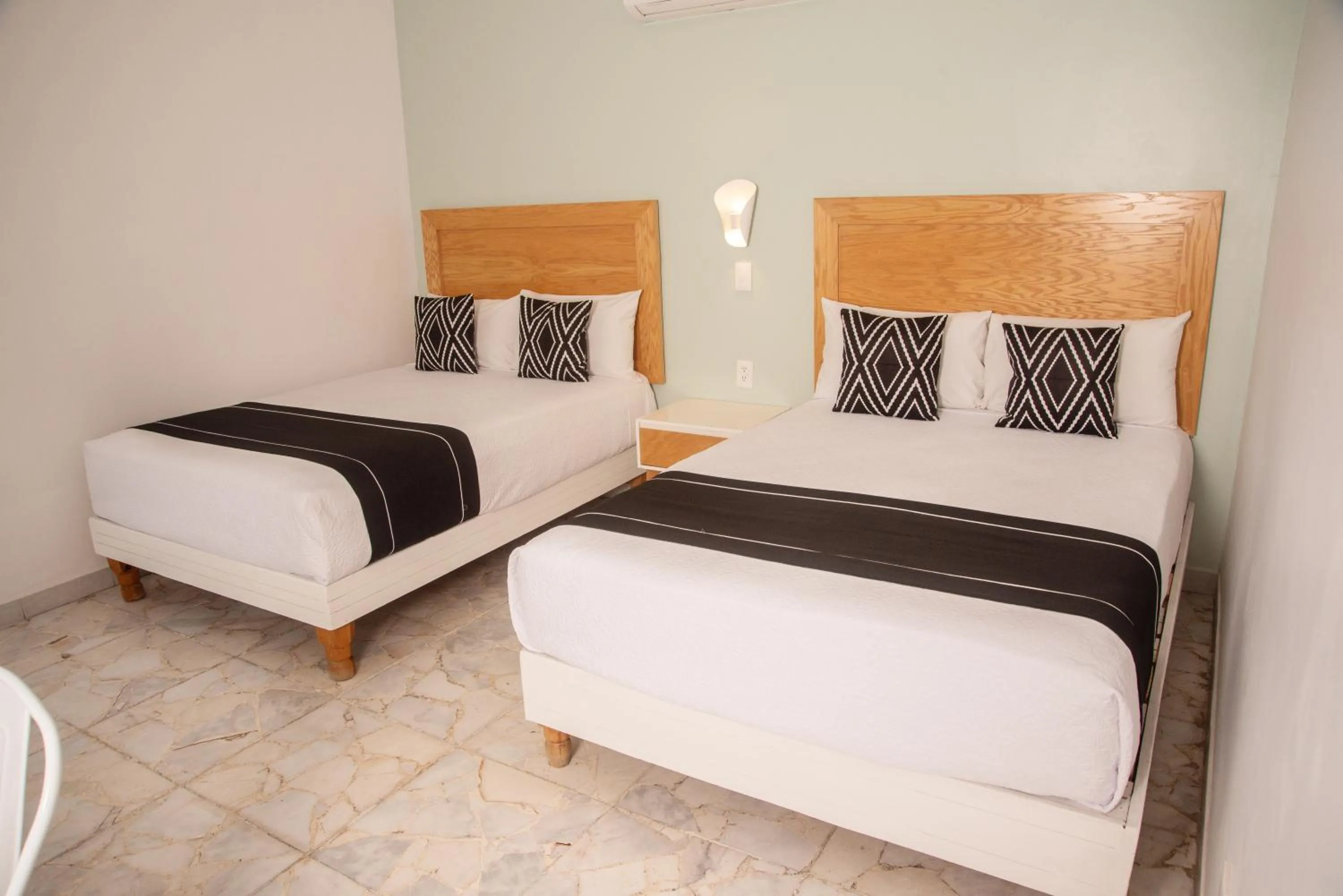 Bed in Hotel La Siesta, Gomez Palacio