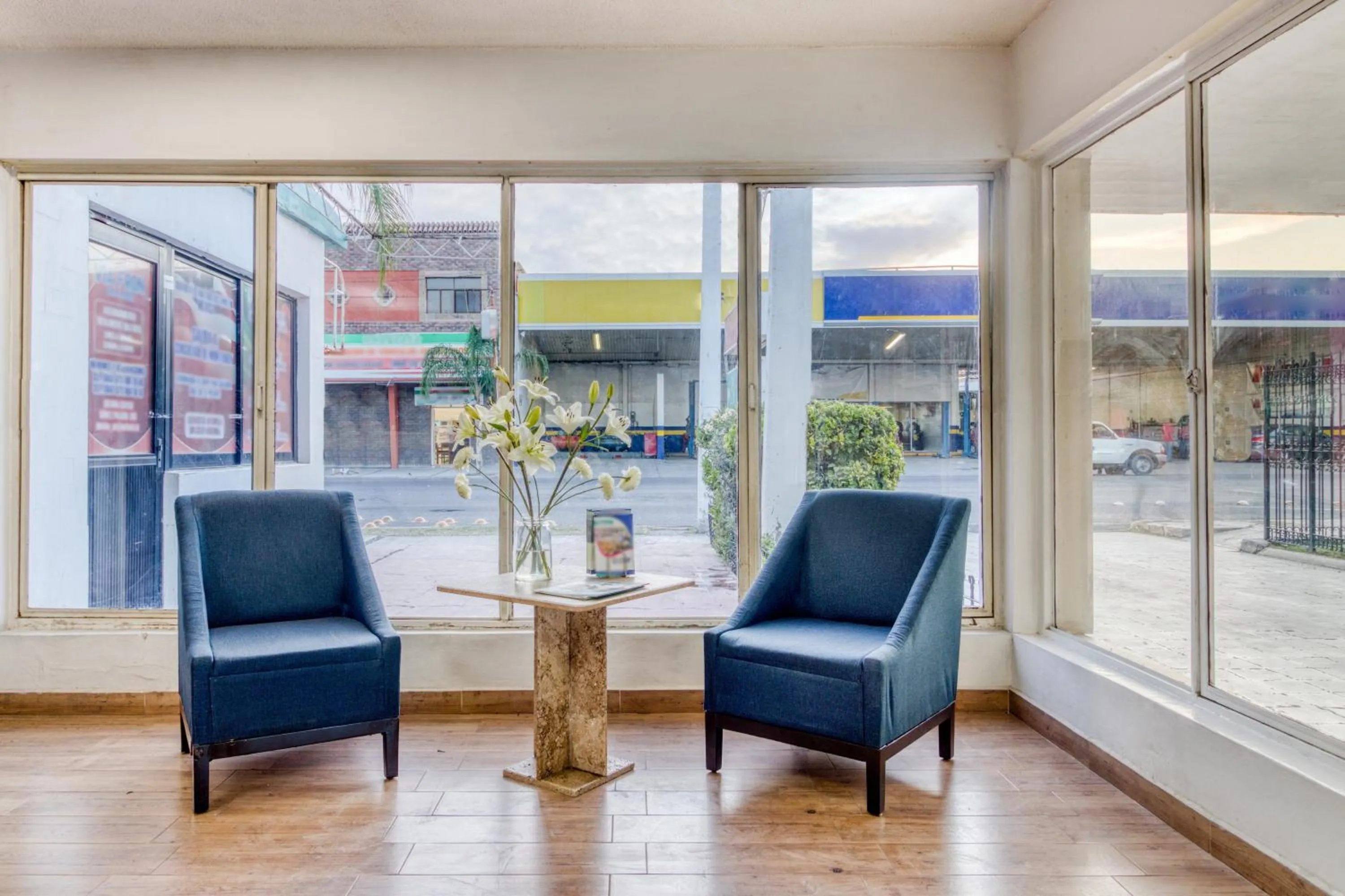 Lobby or reception in Capital O Hotel La Siesta, Gomez Palacio