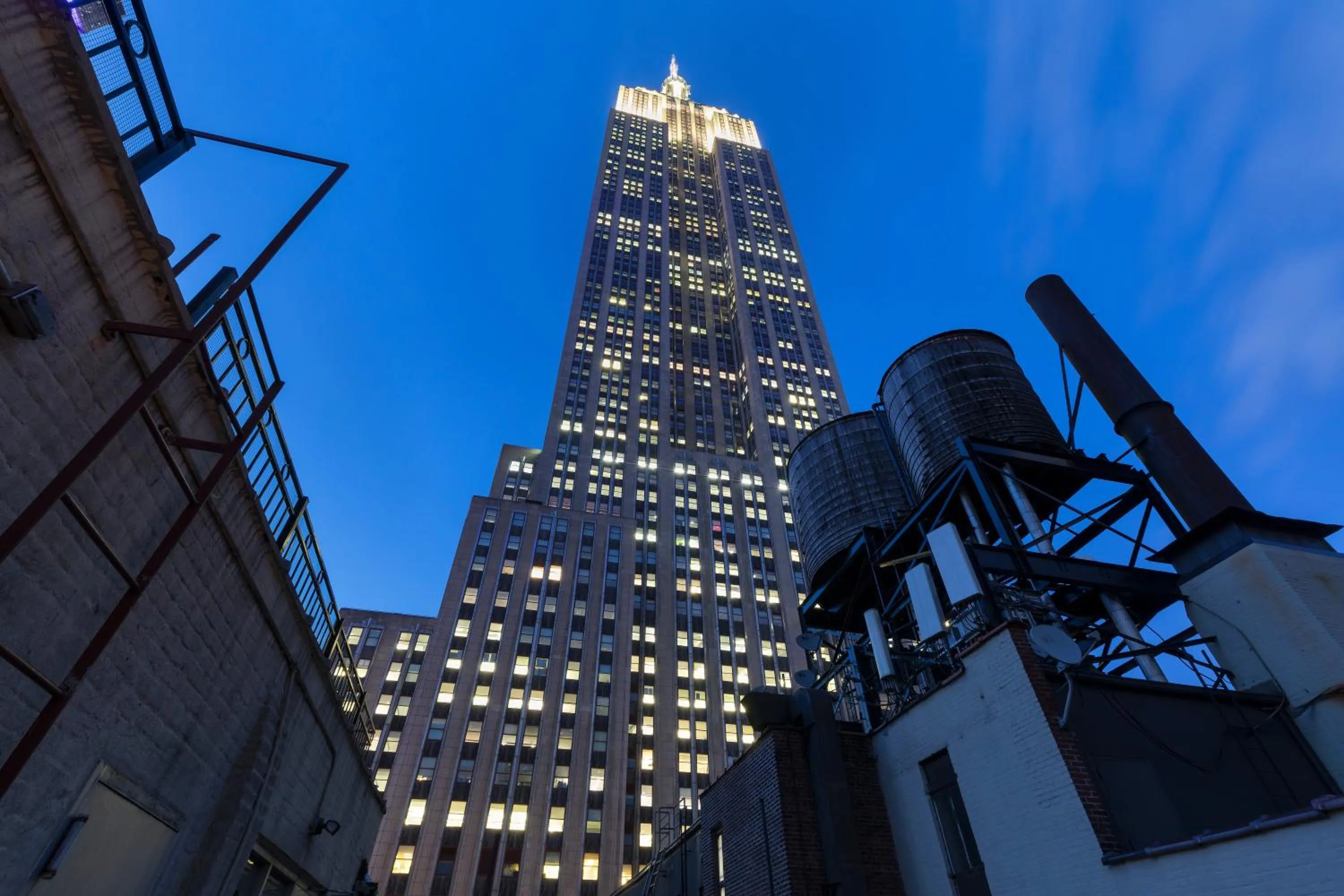 Nearby landmark in The Hotel at Fifth Avenue