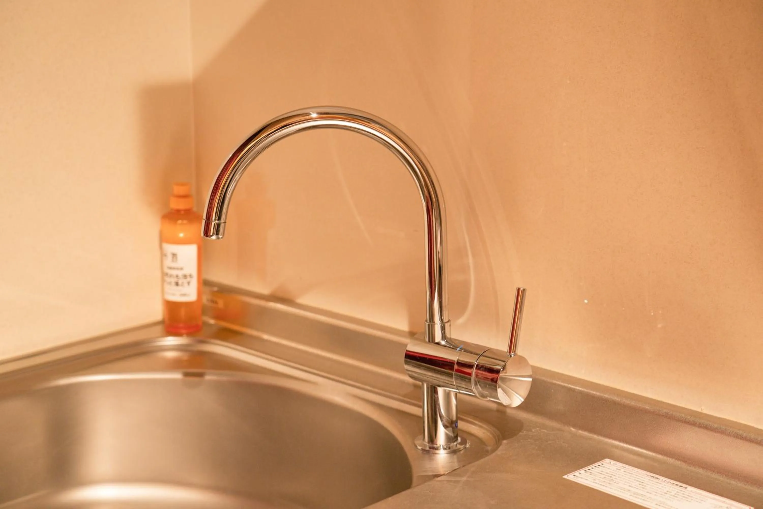 Kitchen or kitchenette in 都電屋 TodenHotel