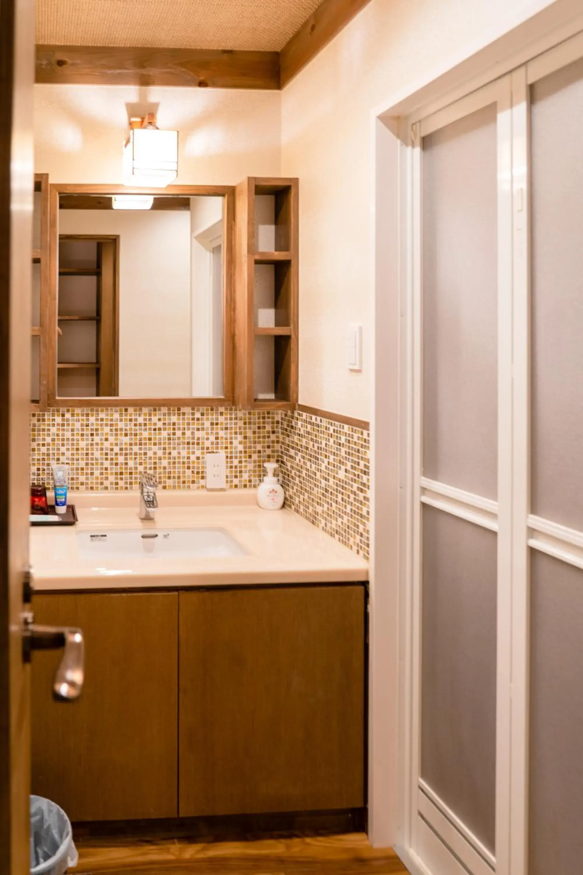 Twin Room with Extra Bed in 都電屋 TodenHotel Twin Room with Extra Bed in 都電屋 TodenHotel